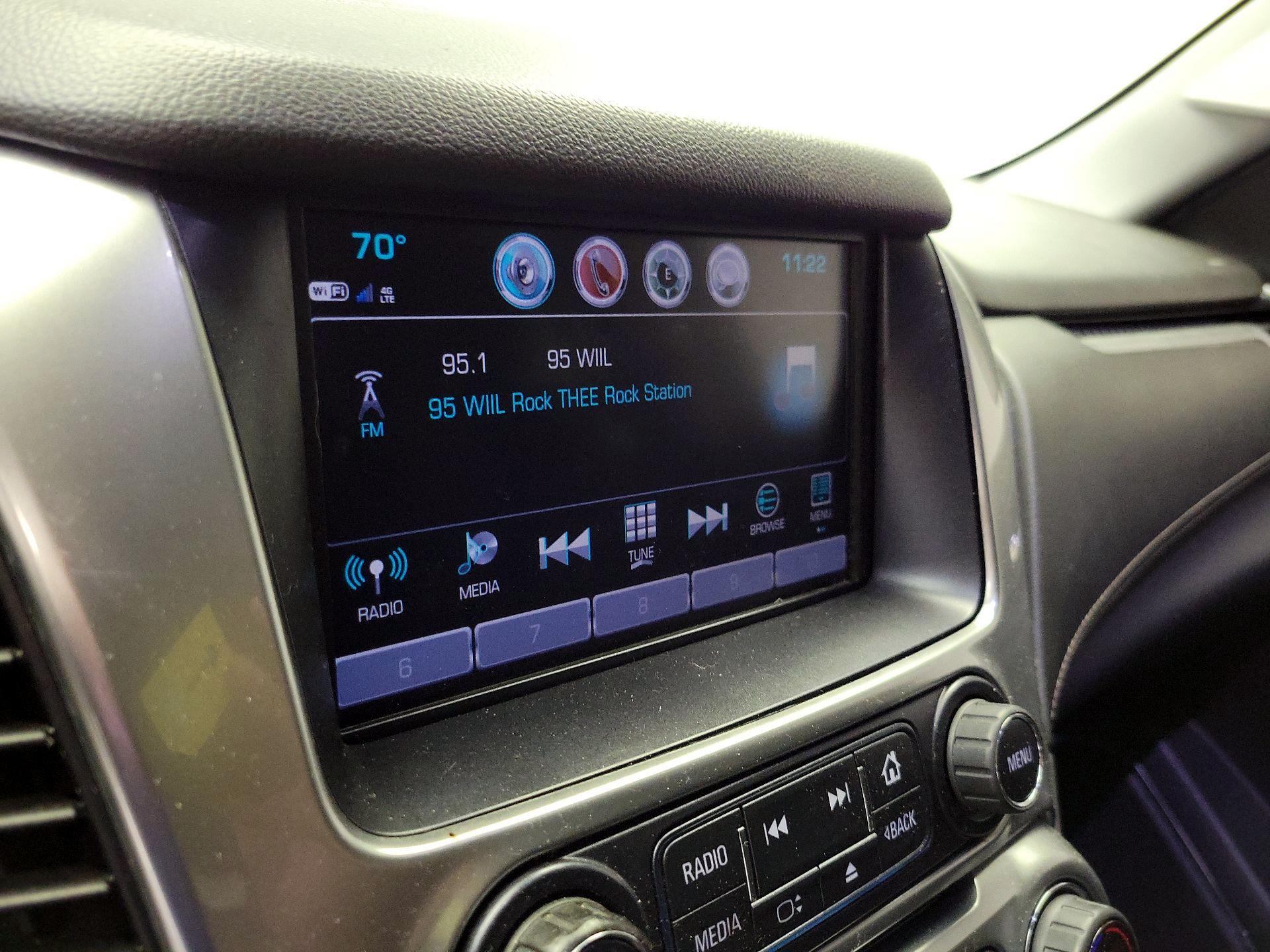 Thumbnail: 2020 Chevrolet Tahoe - 15