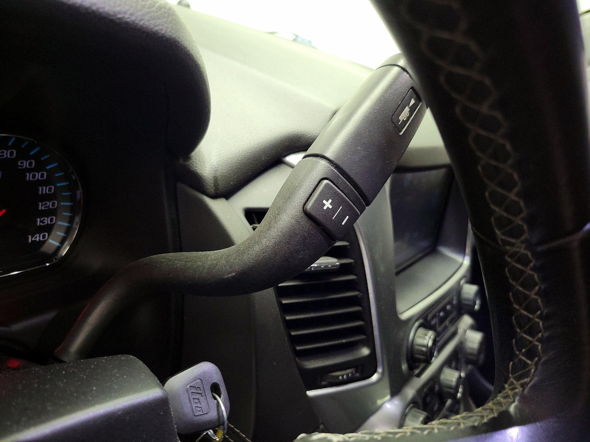 Thumbnail: 2020 Chevrolet Tahoe - 17