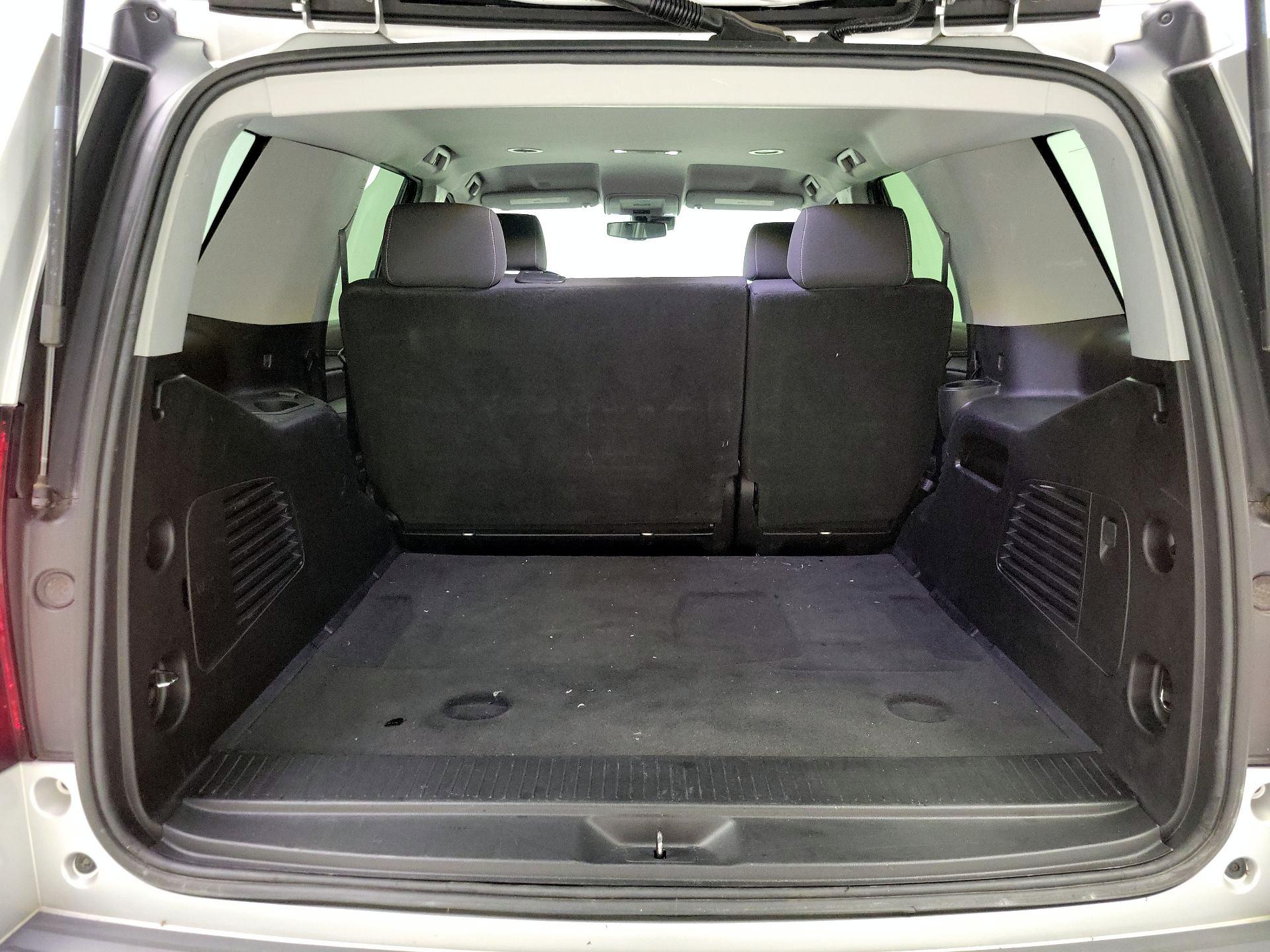 Thumbnail: 2020 Chevrolet Tahoe - 20