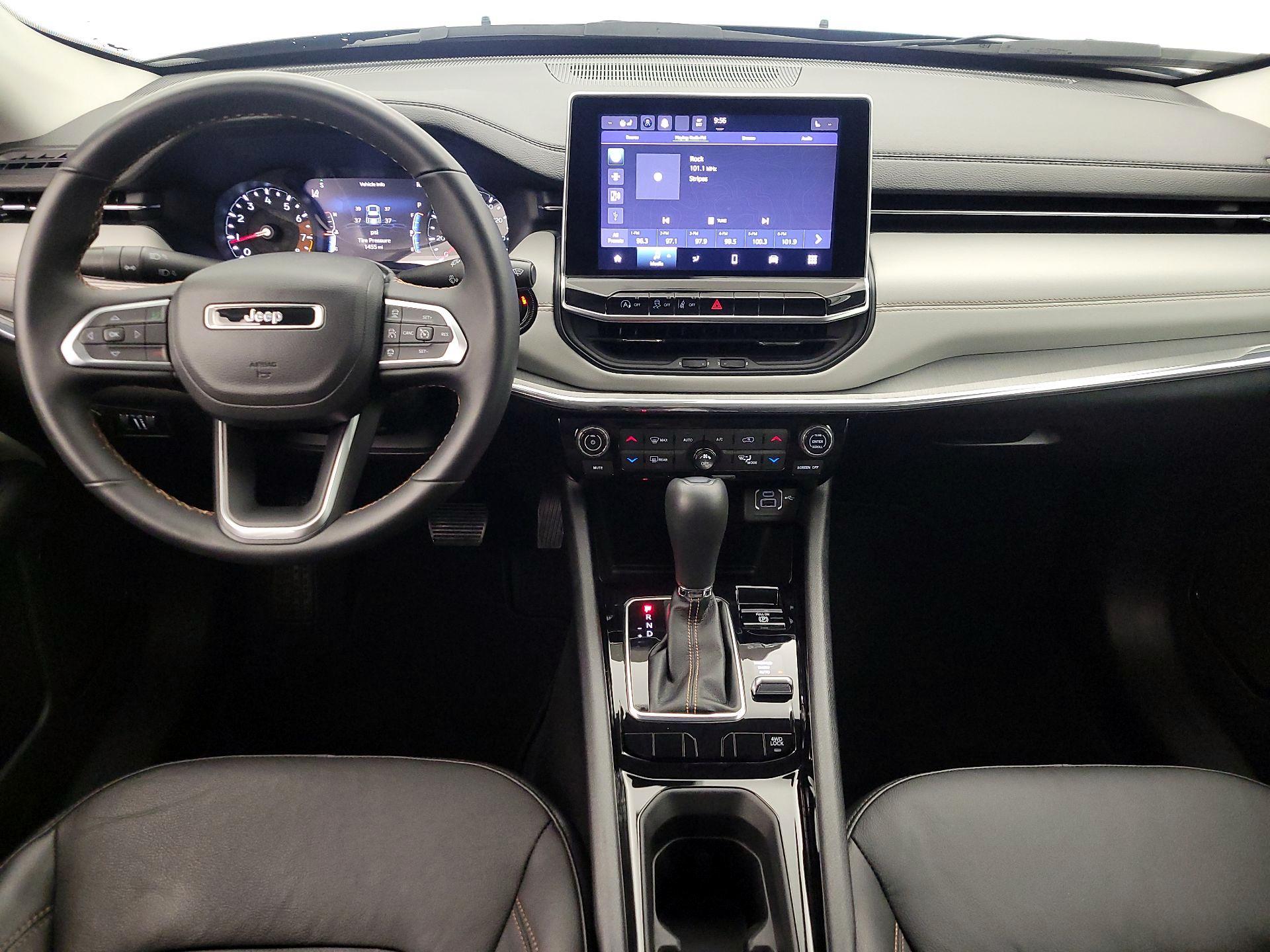 Thumbnail: 2022 Jeep Compass - 9
