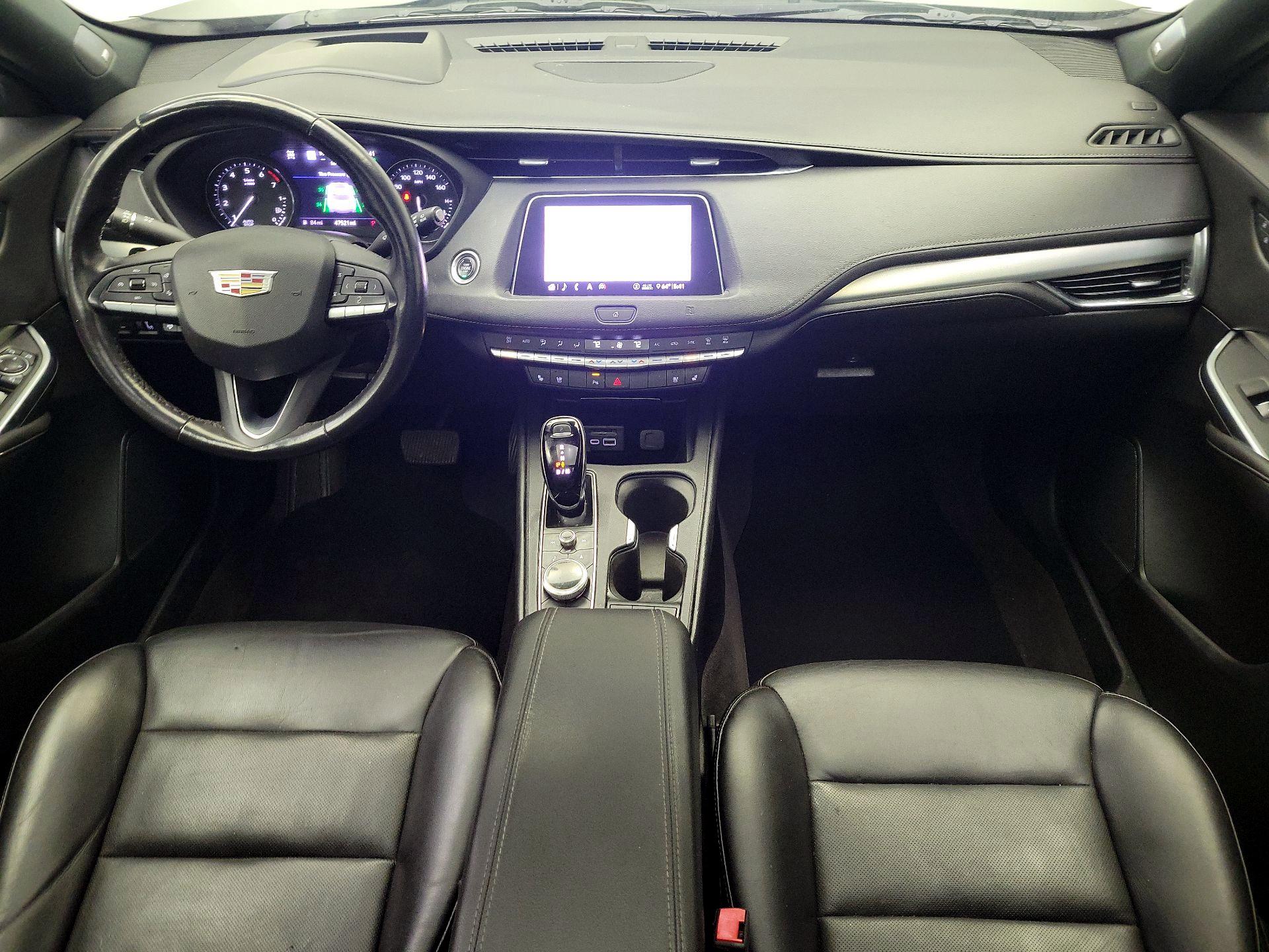 Thumbnail: 2020 Cadillac XT4 - 9
