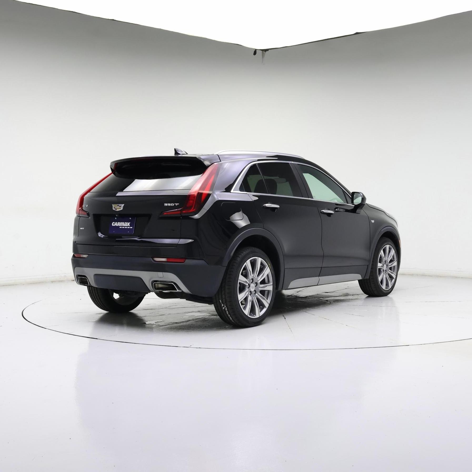 Thumbnail: 2020 Cadillac XT4 - 8