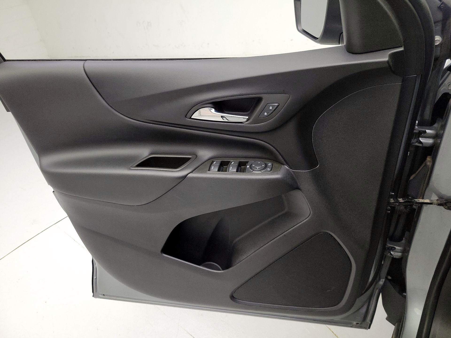 Thumbnail: 2023 Chevrolet Equinox - 12