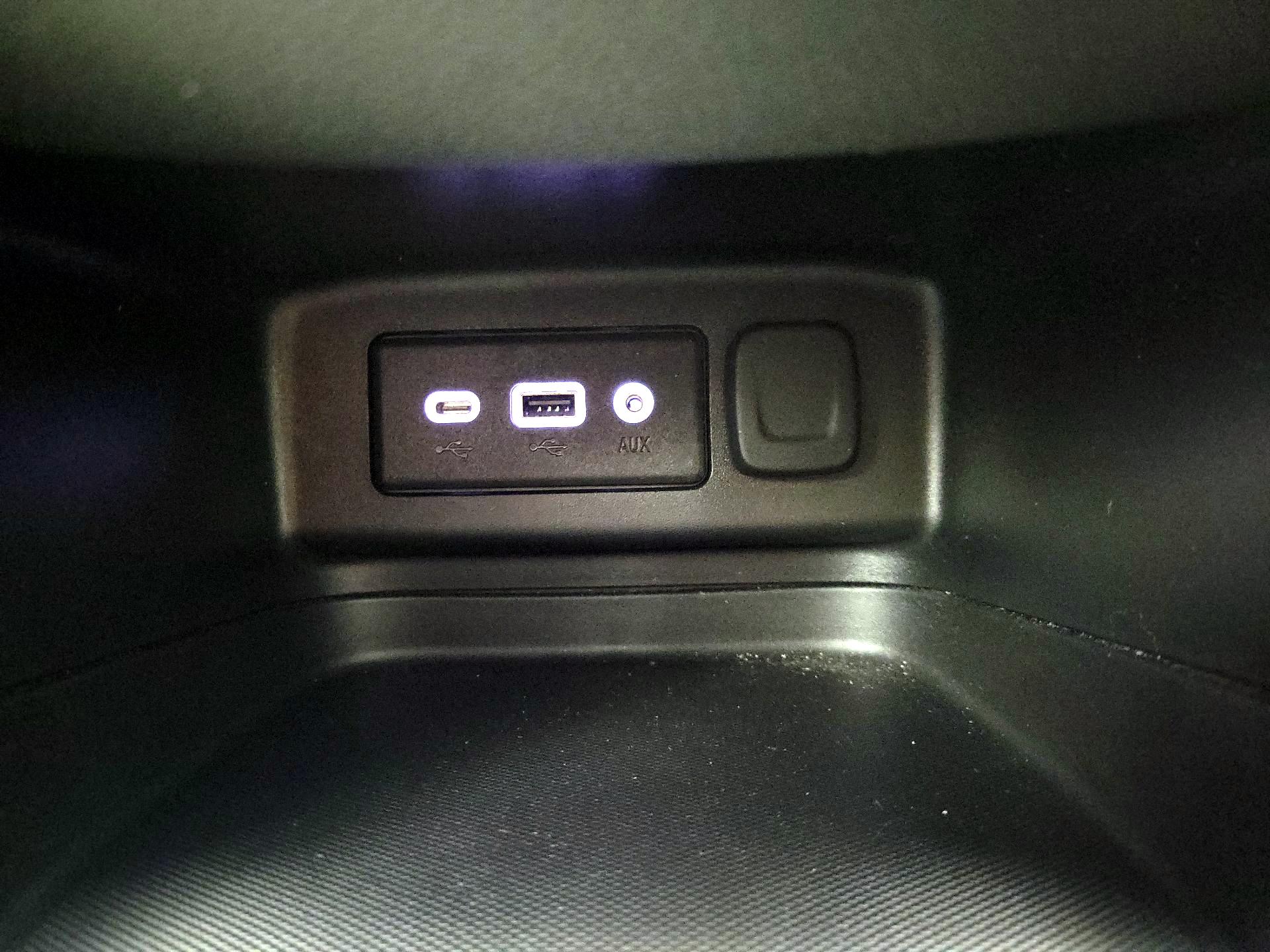 Thumbnail: 2023 Chevrolet Equinox - 18