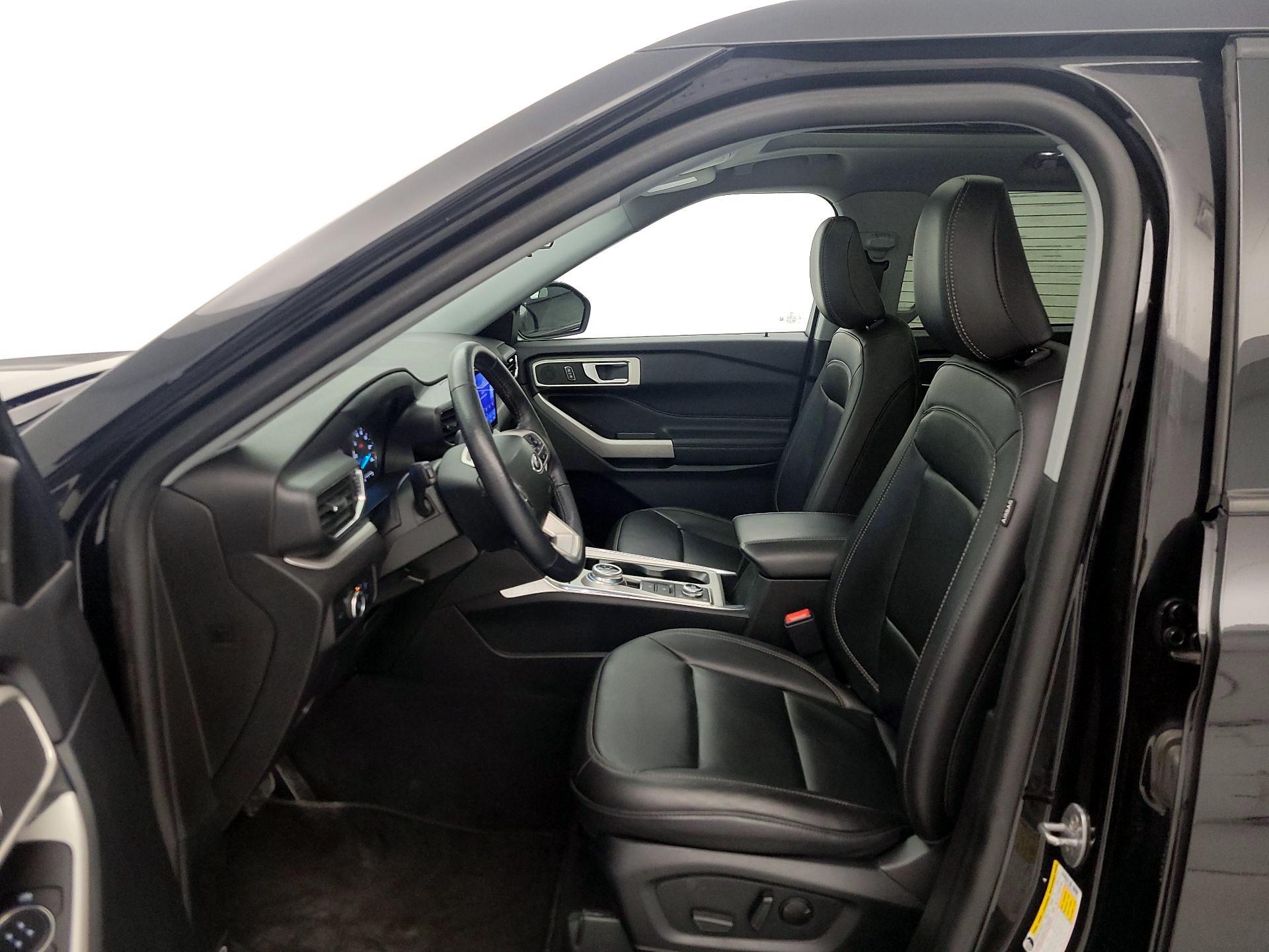 Thumbnail: 2023 Ford Explorer - 11