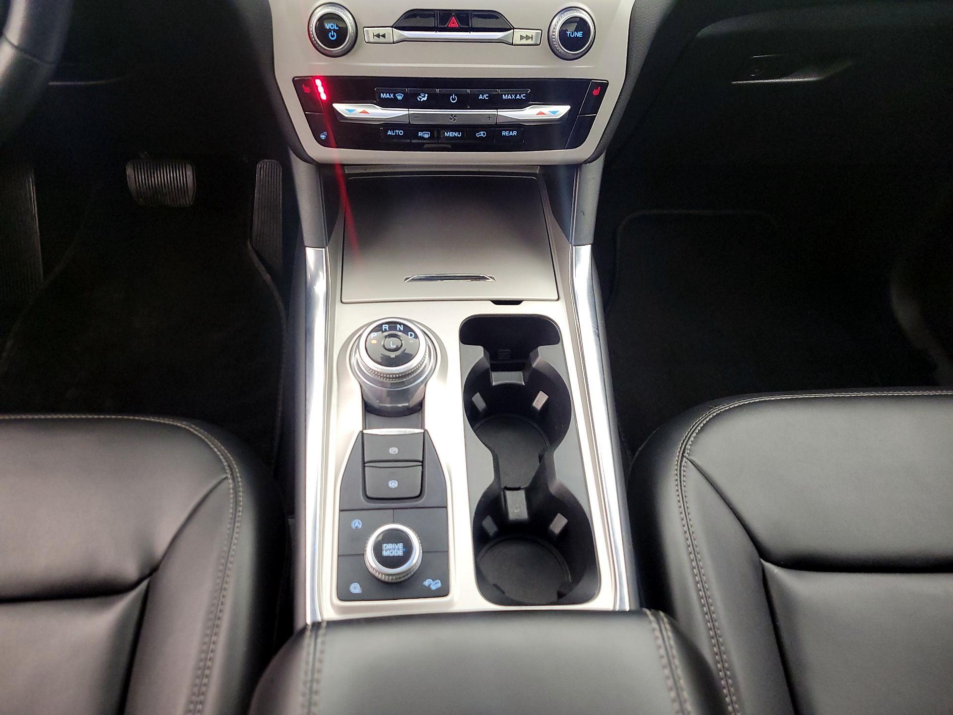 Thumbnail: 2023 Ford Explorer - 17