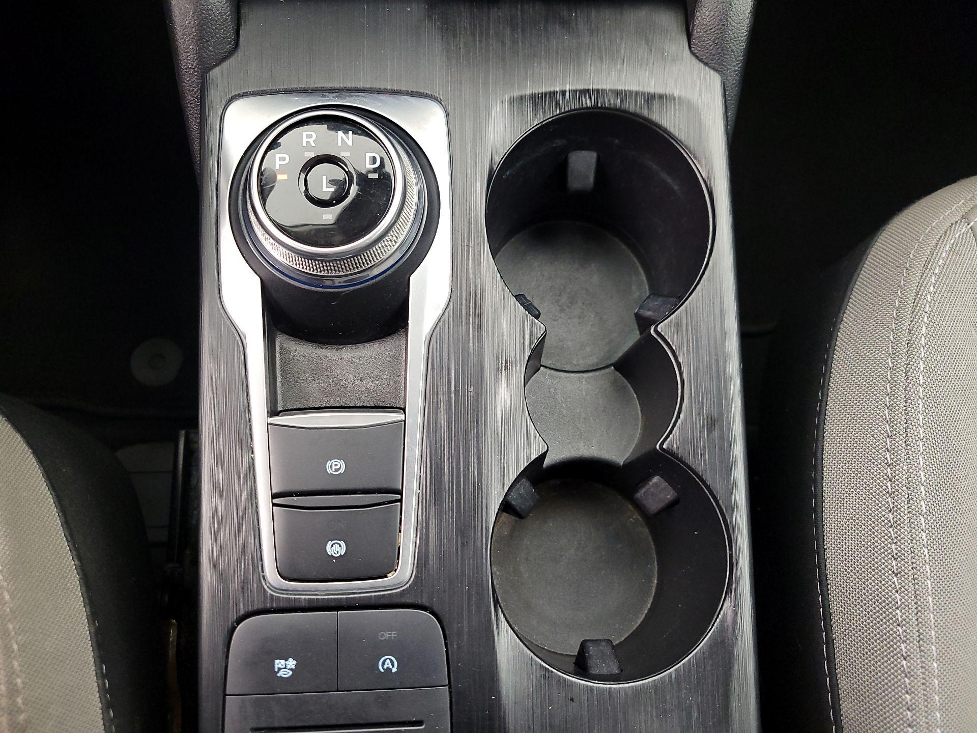 Thumbnail: 2022 Ford Escape - 17