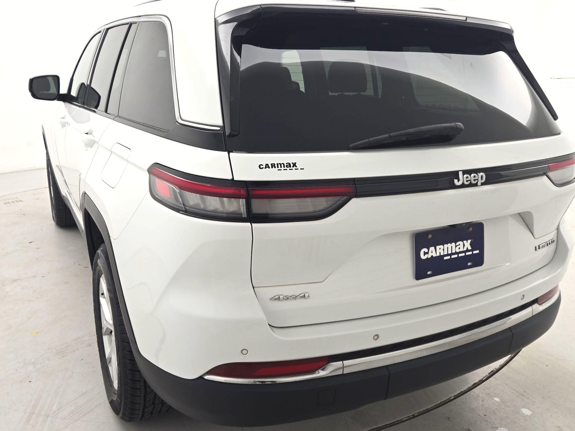 Thumbnail: 2023 Jeep Grand Cherokee - 7