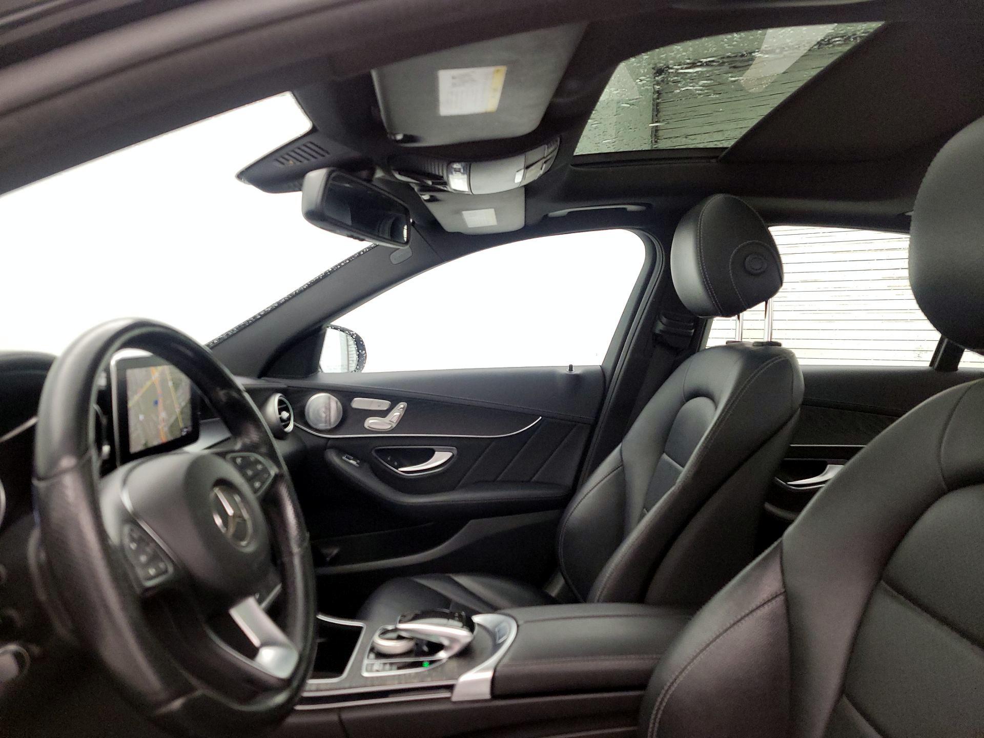 Thumbnail: 2016 Mercedes-Benz C-Class - 20