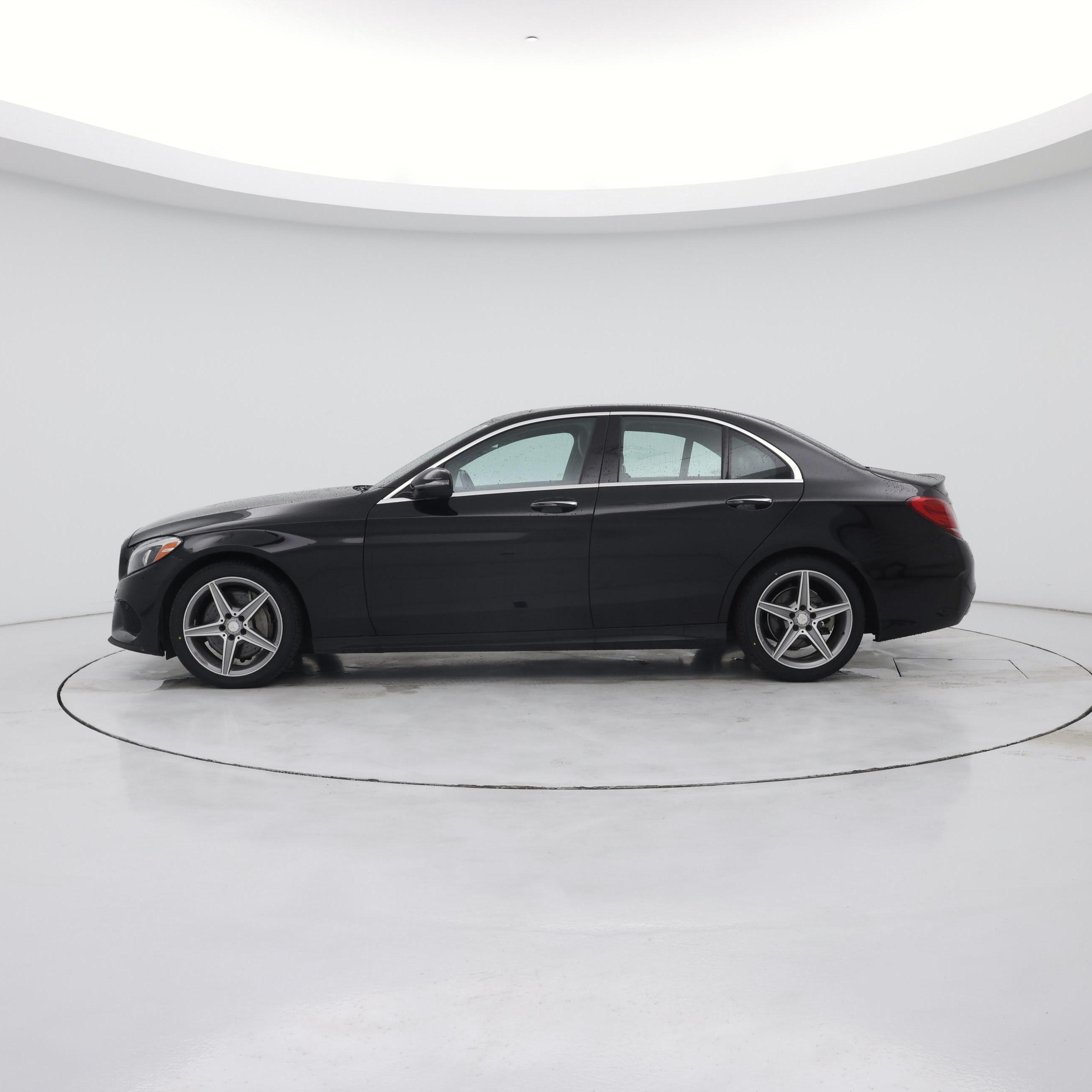 Thumbnail: 2016 Mercedes-Benz C-Class - 3