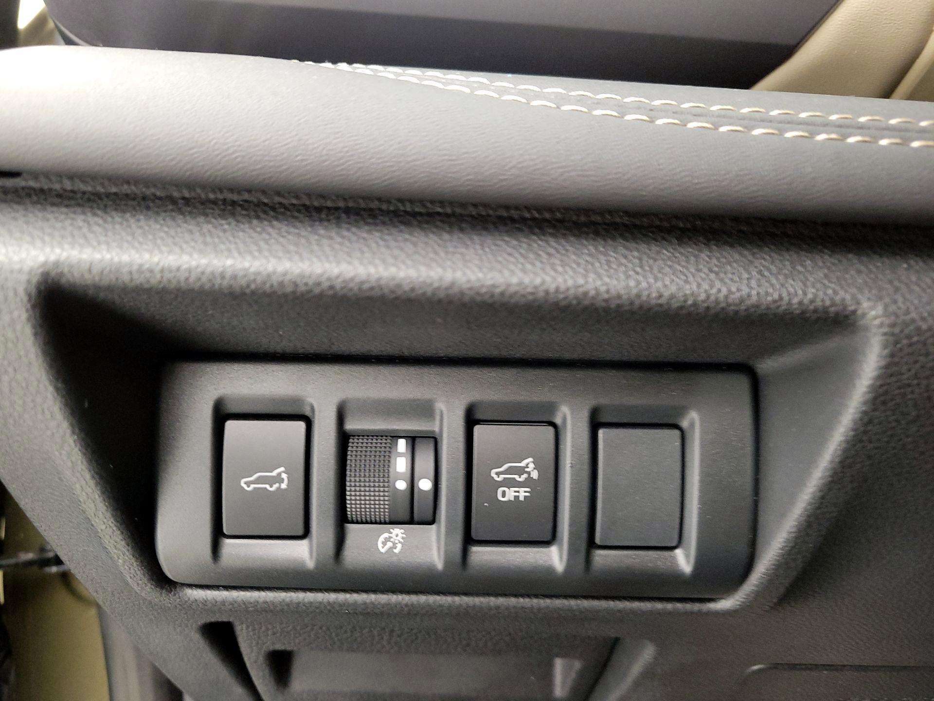 Thumbnail: 2020 Subaru Outback - 13