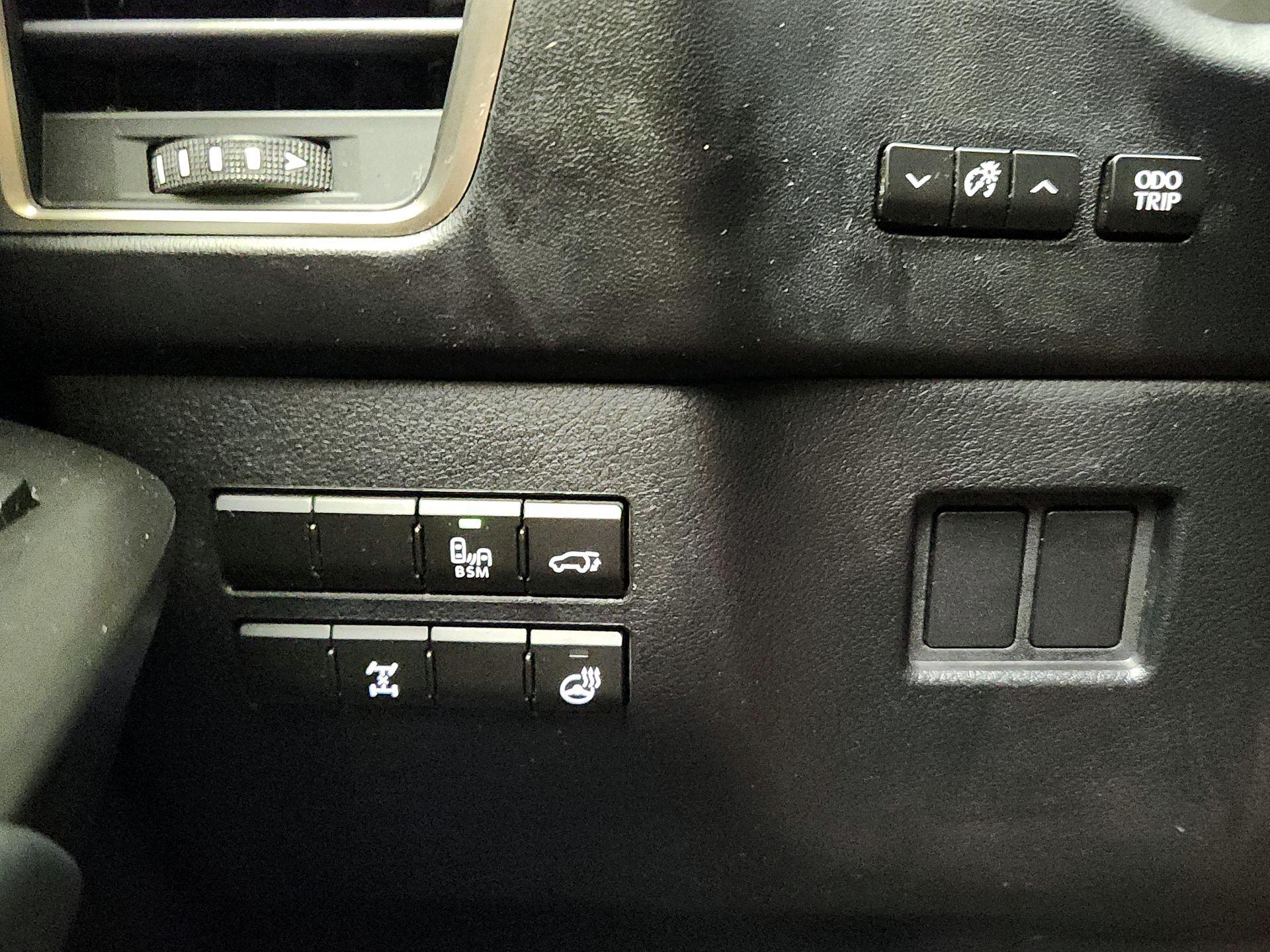 Thumbnail: 2017 Lexus NX - 13