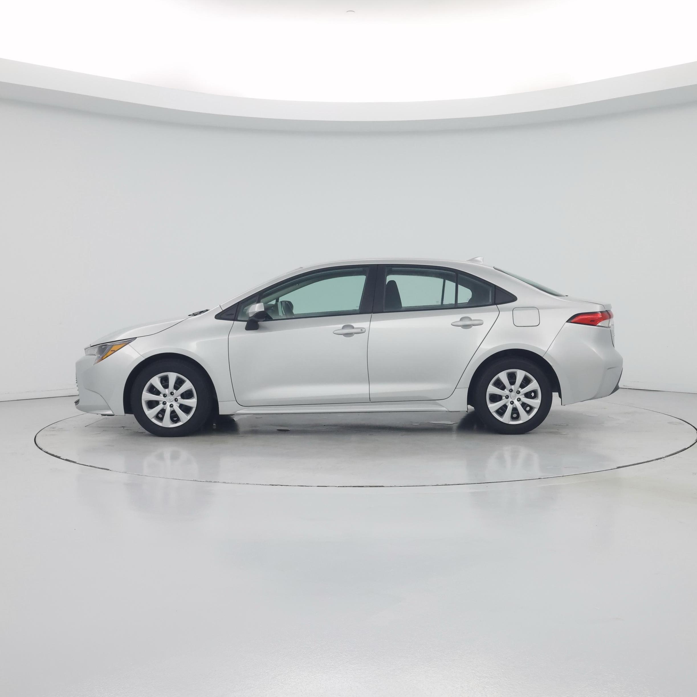 Thumbnail: 2024 Toyota Corolla - 3