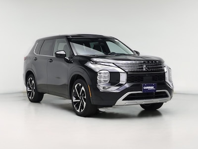 2023 Mitsubishi Outlander SE