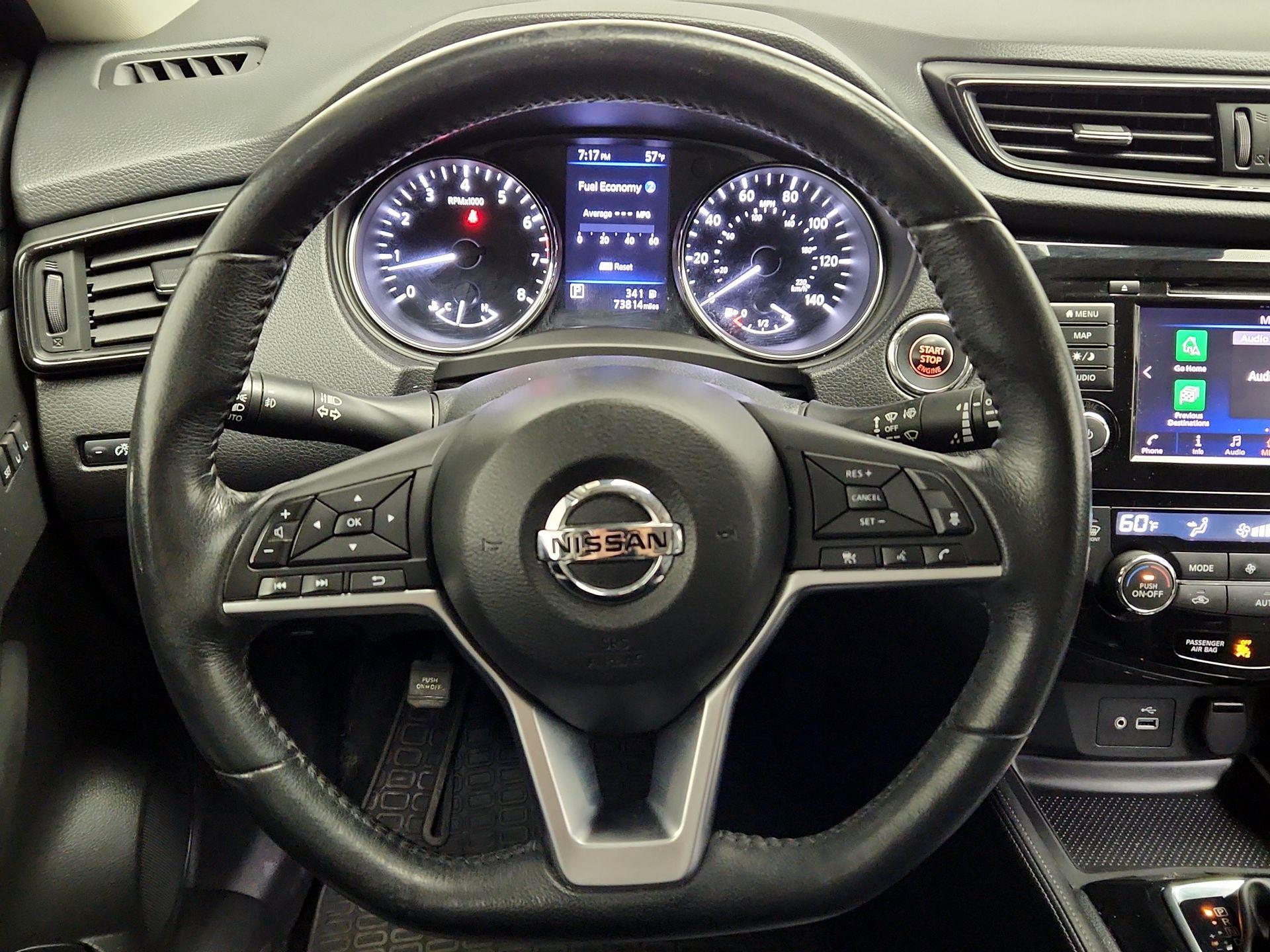 Thumbnail: 2018 Nissan Rogue - 10