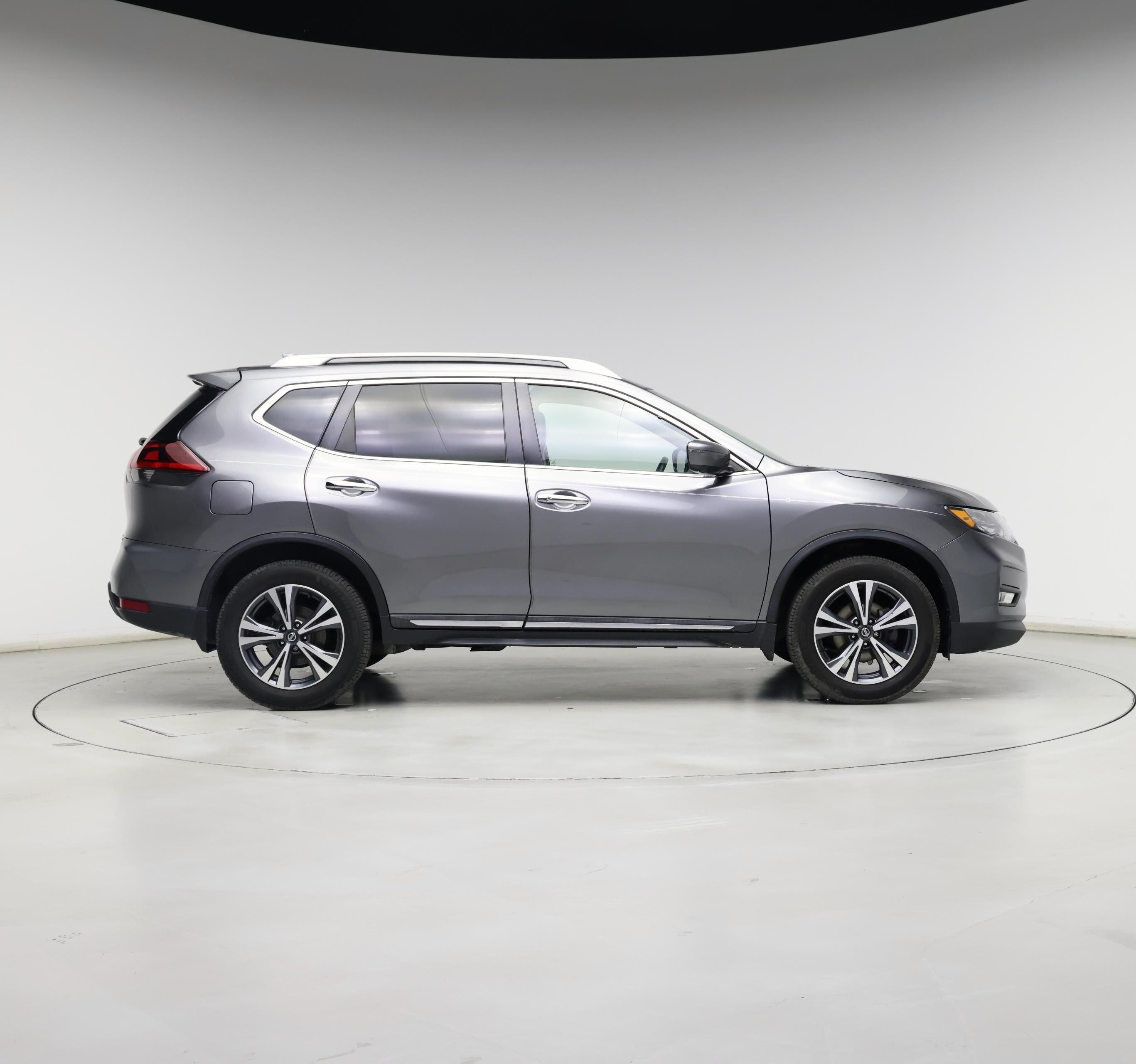 Thumbnail: 2018 Nissan Rogue - 7