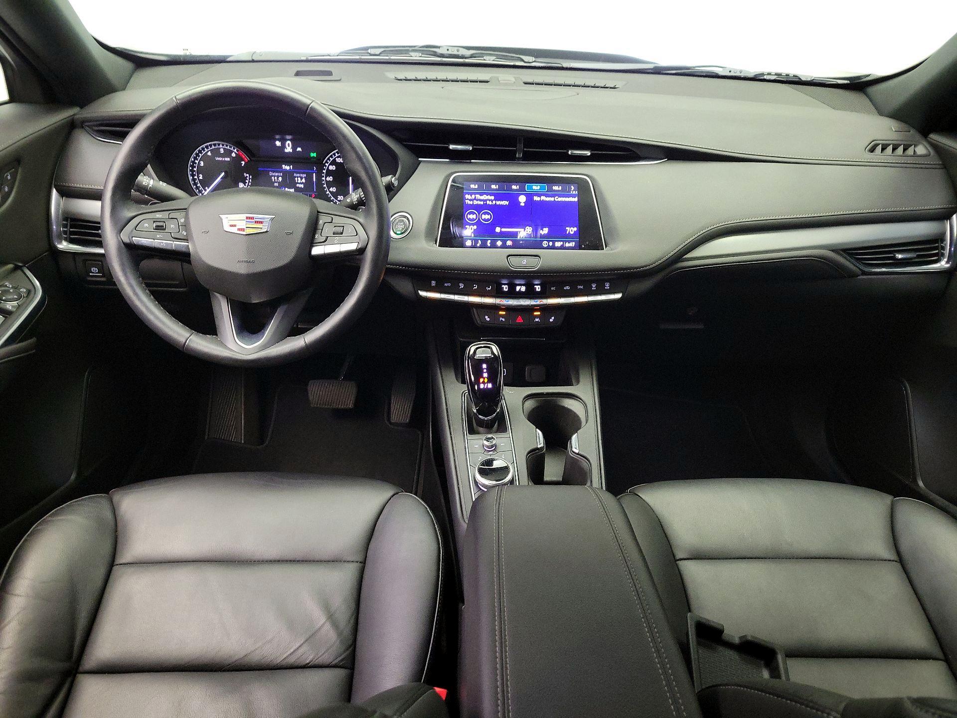 Thumbnail: 2023 Cadillac XT4 - 9