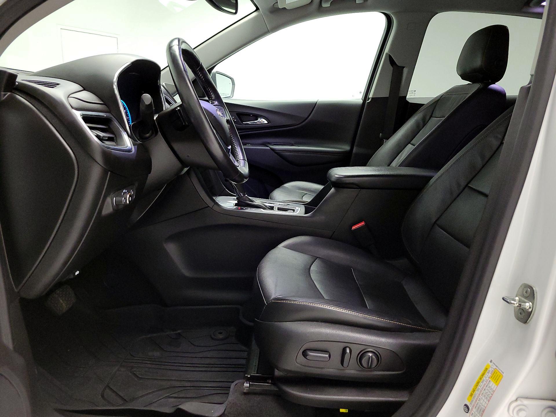 Thumbnail: 2020 Chevrolet Equinox - 11