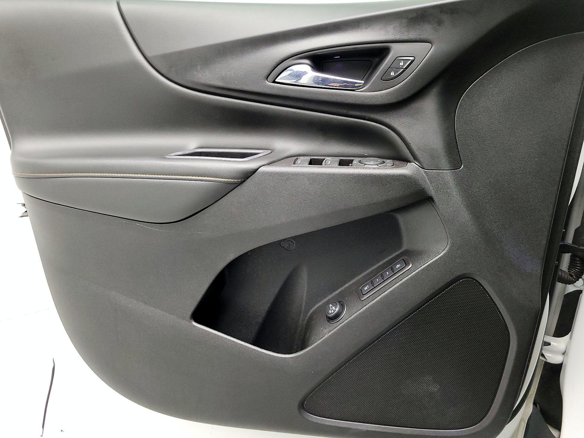 Thumbnail: 2020 Chevrolet Equinox - 12
