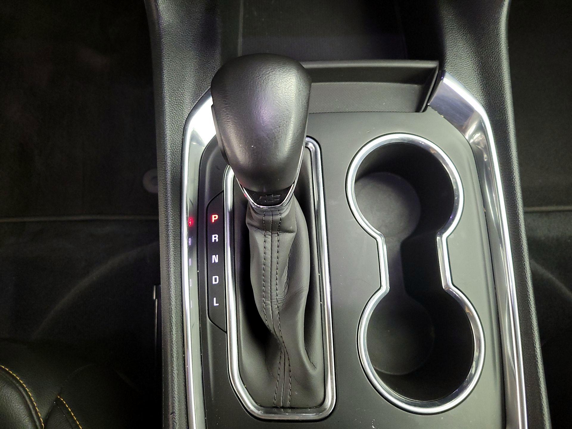 Thumbnail: 2021 Chevrolet Traverse - 15