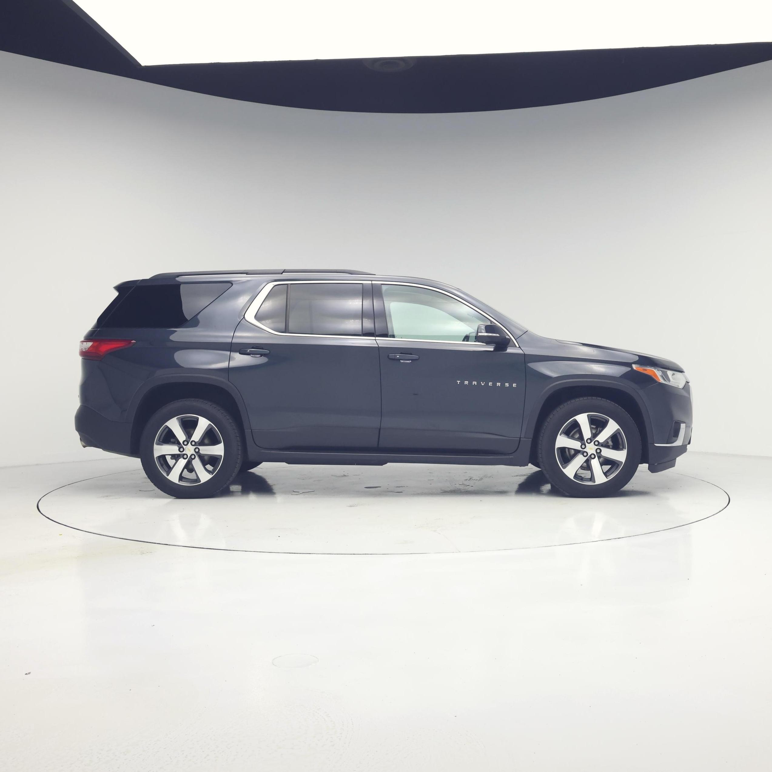 Thumbnail: 2021 Chevrolet Traverse - 7