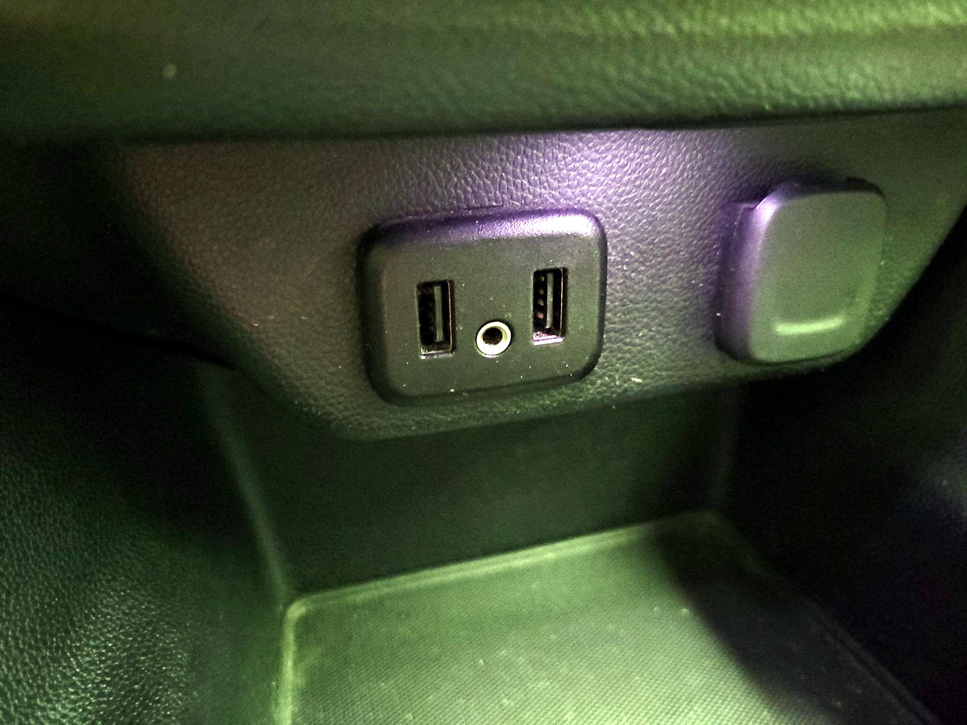 Thumbnail: 2019 Chevrolet Traverse - 17