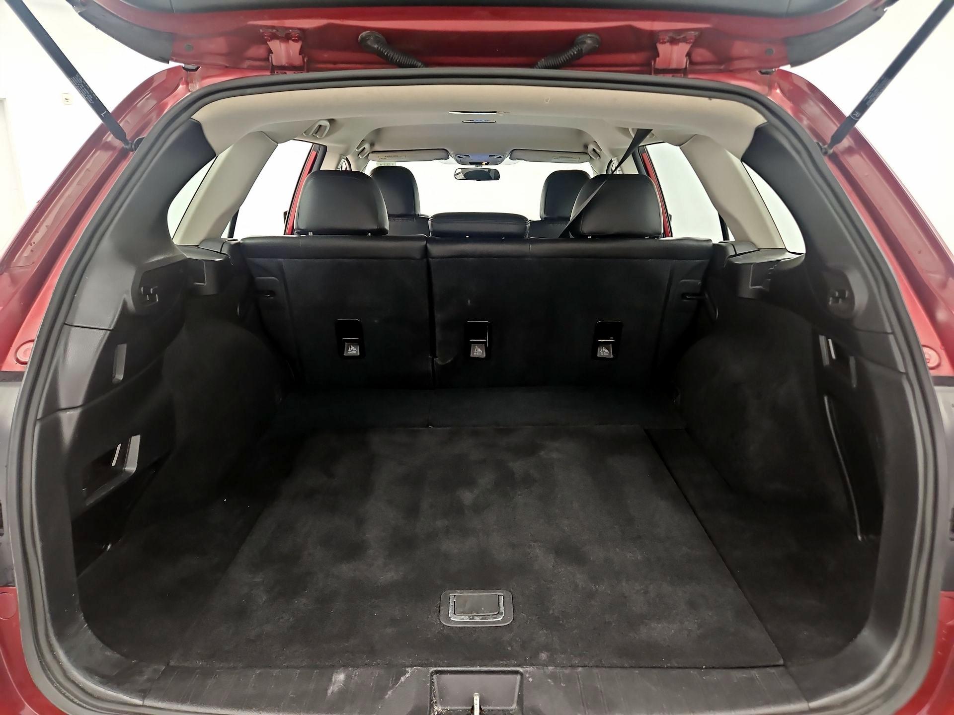 Thumbnail: 2017 Subaru Outback - 18