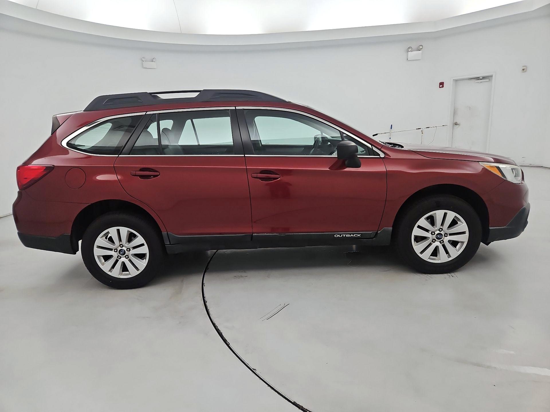 Thumbnail: 2017 Subaru Outback - 4