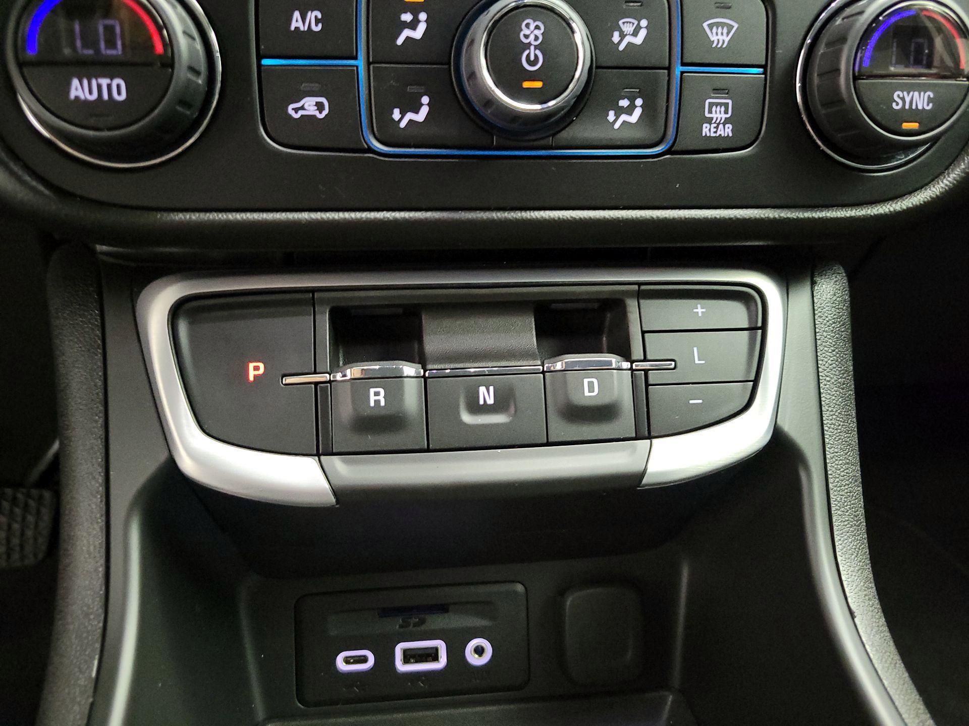 Thumbnail: 2022 GMC Terrain - 15