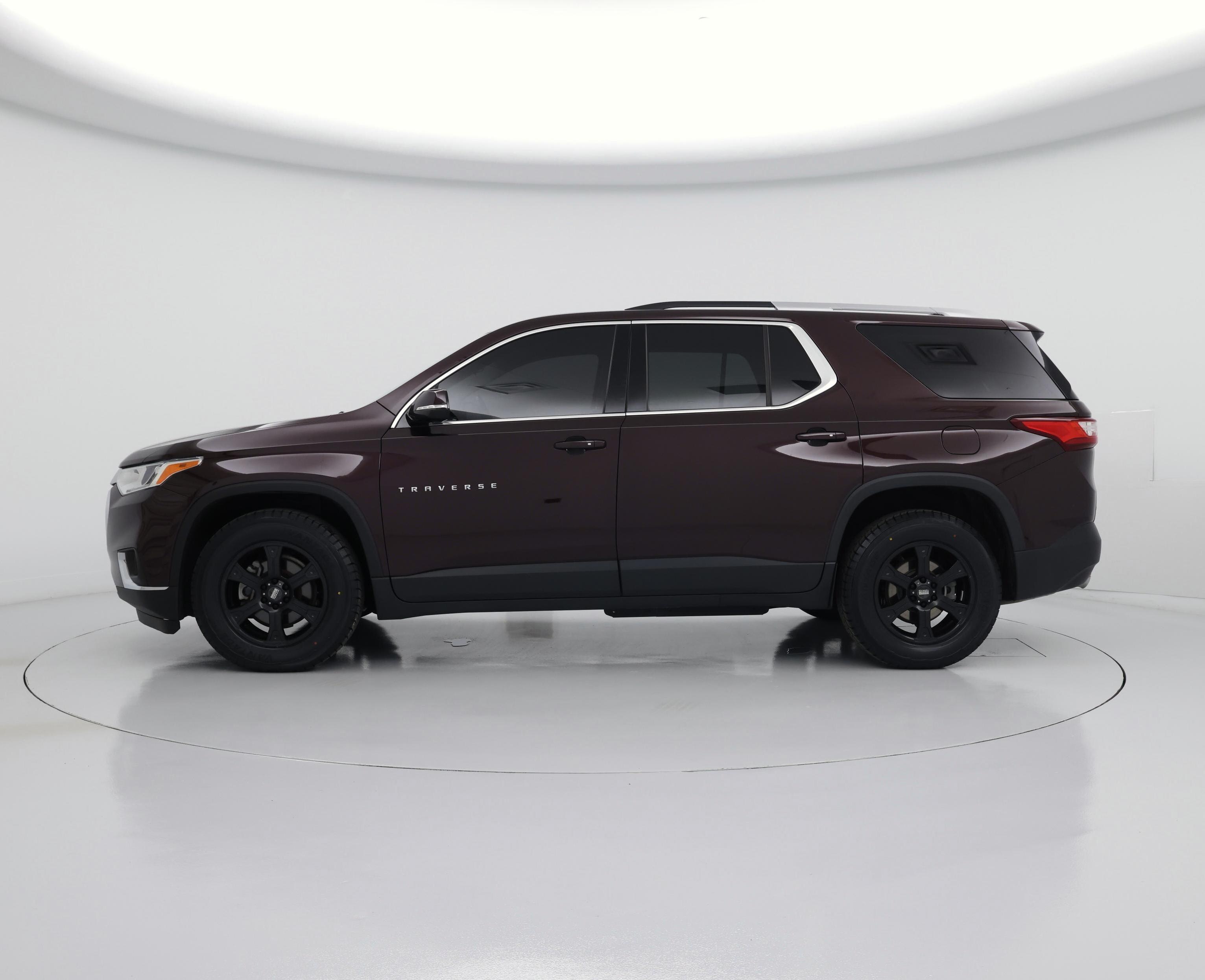 Thumbnail: 2018 Chevrolet Traverse - 3