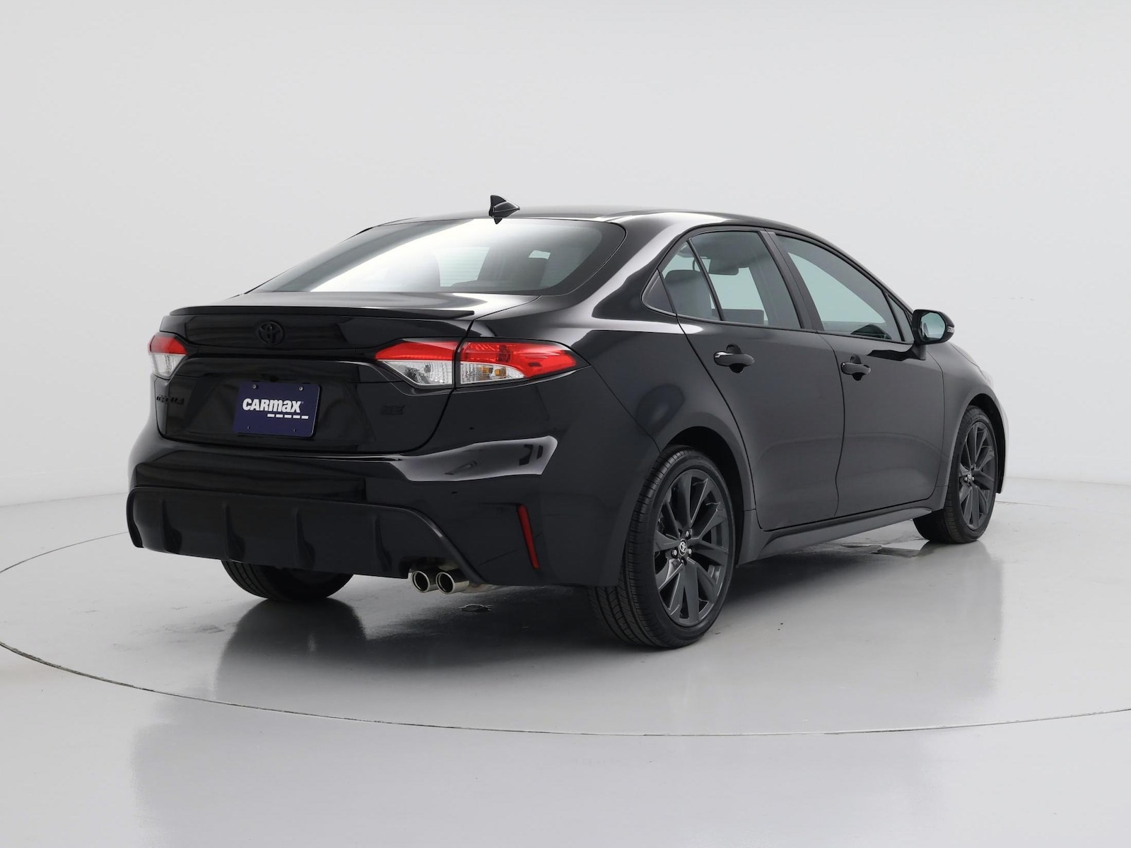 2026 Toyota Corolla SE - Photo 9
