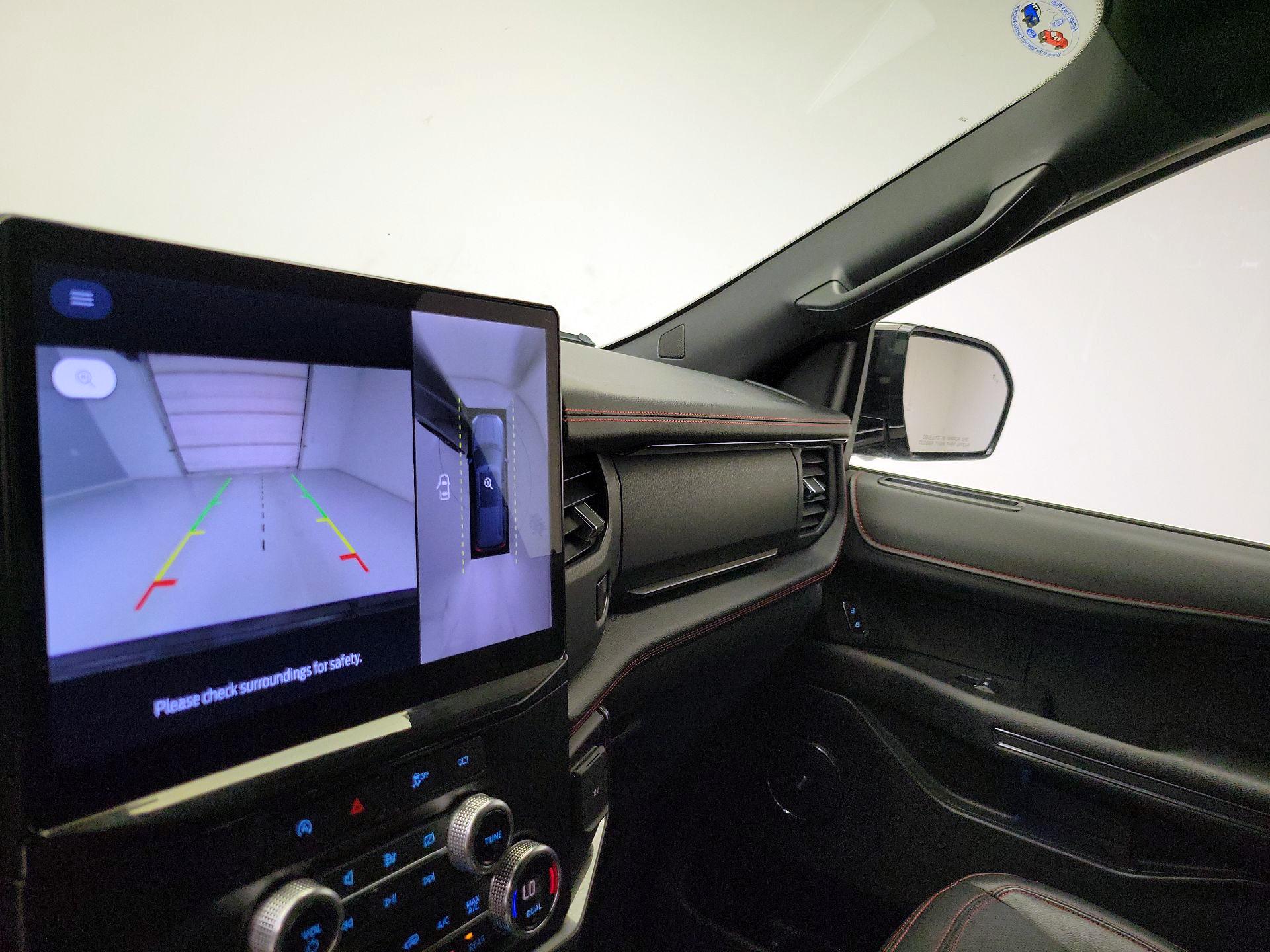 Thumbnail: 2024 Ford Expedition - 15