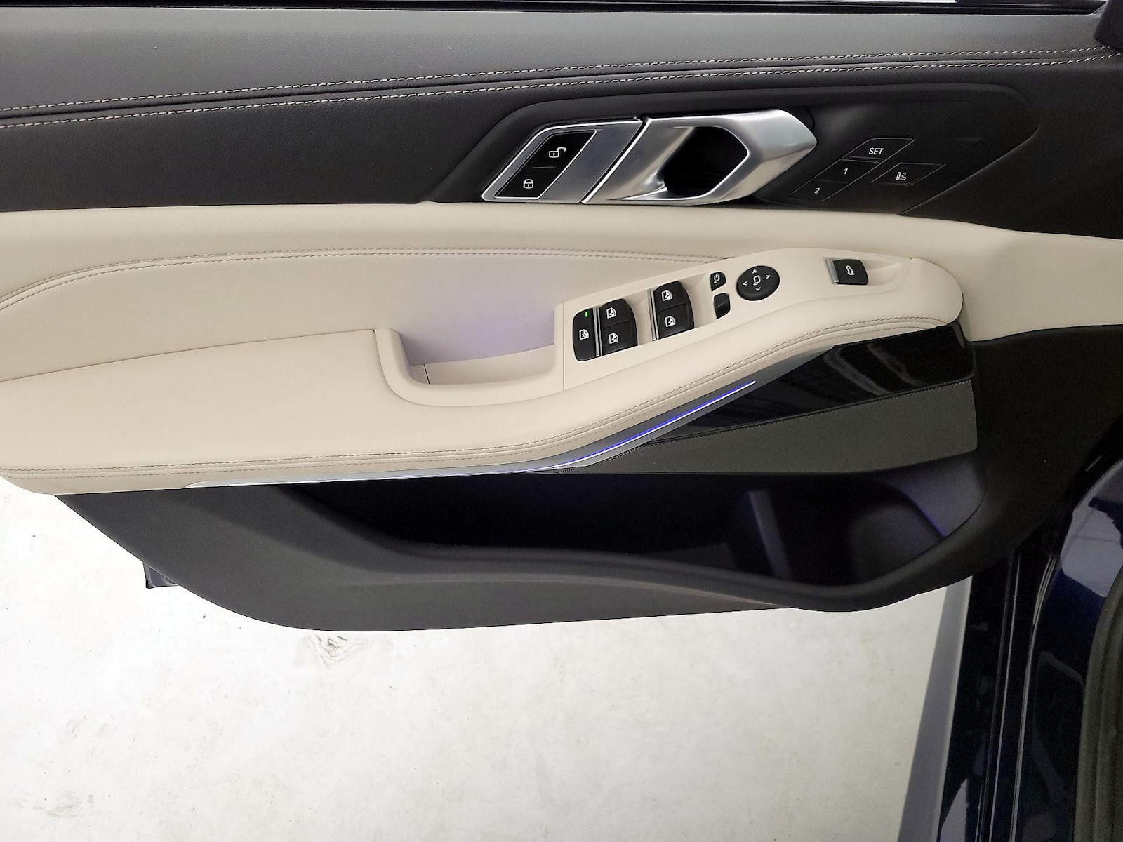 2024 BMW X5 M60i - Photo 13