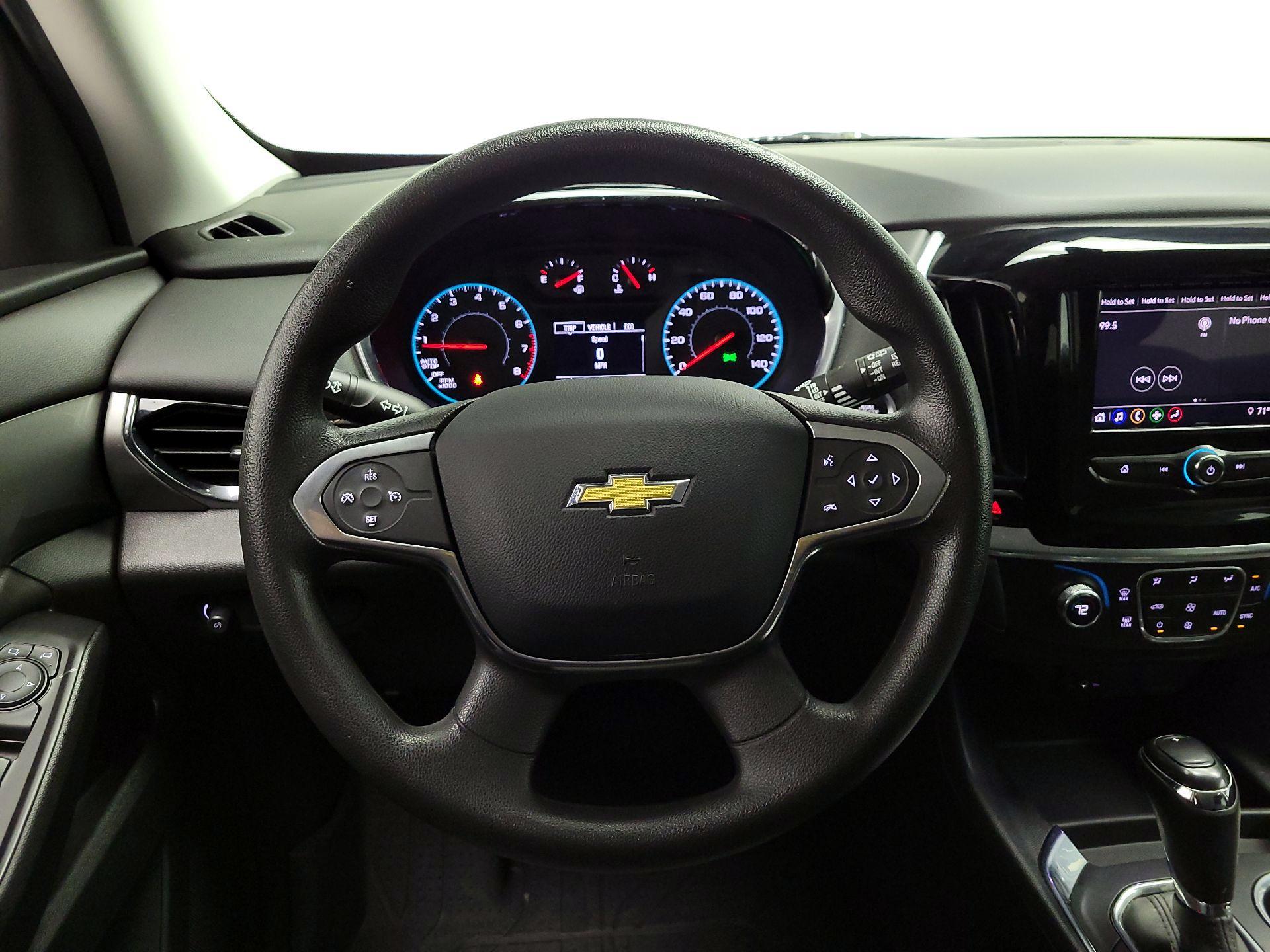 Thumbnail: 2020 Chevrolet Traverse - 10