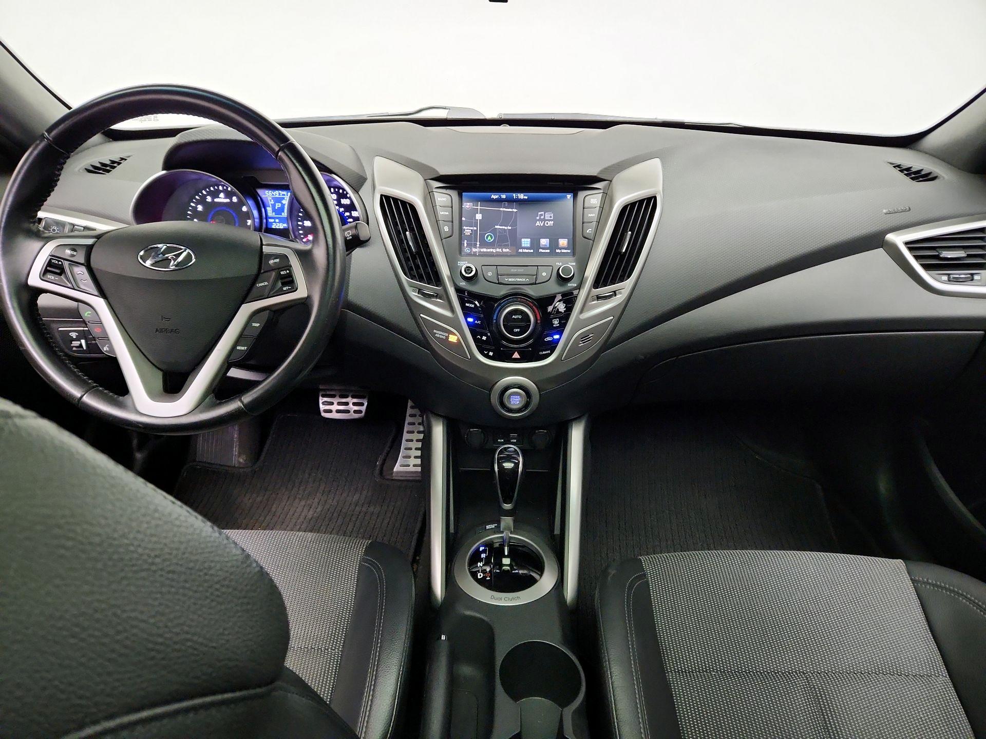 Thumbnail: 2016 Hyundai Veloster - 9