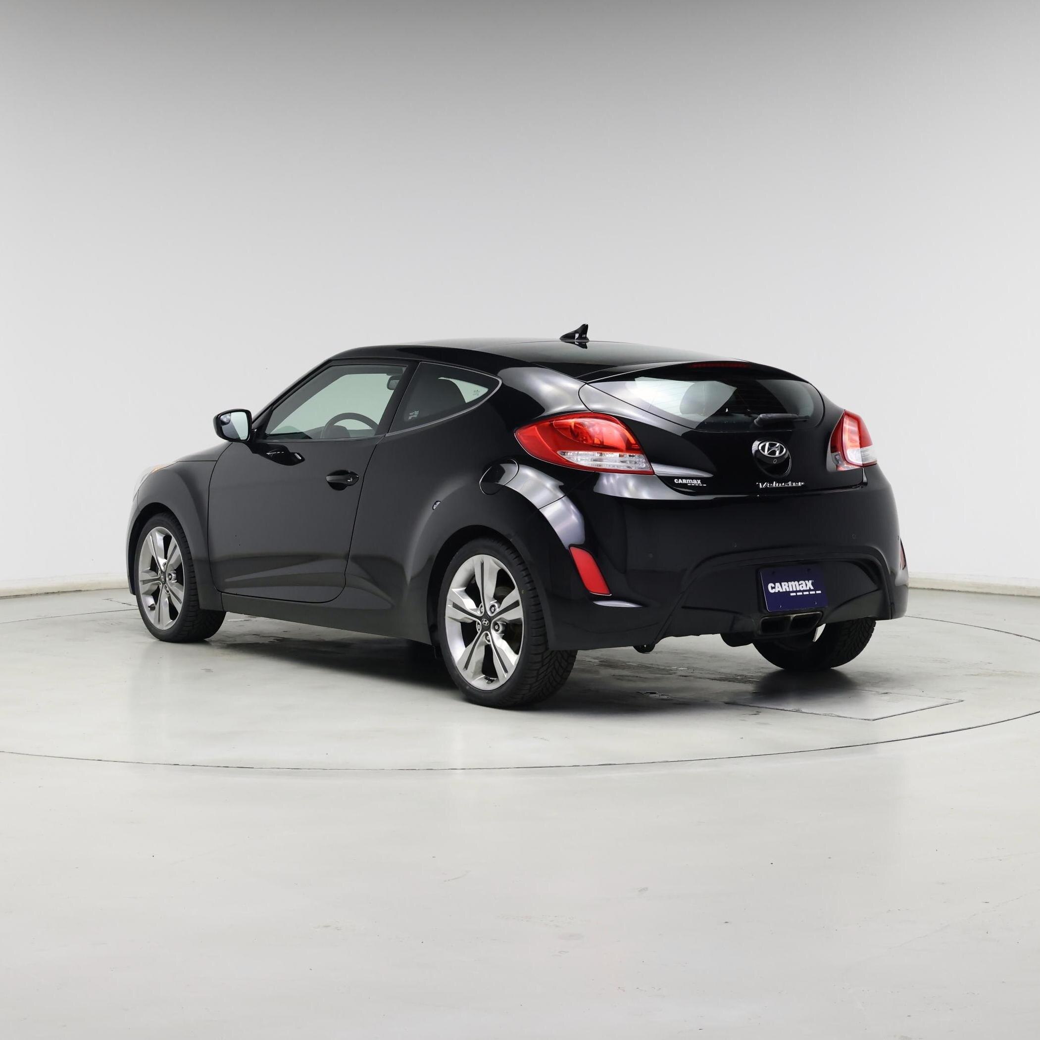 Thumbnail: 2016 Hyundai Veloster - 2