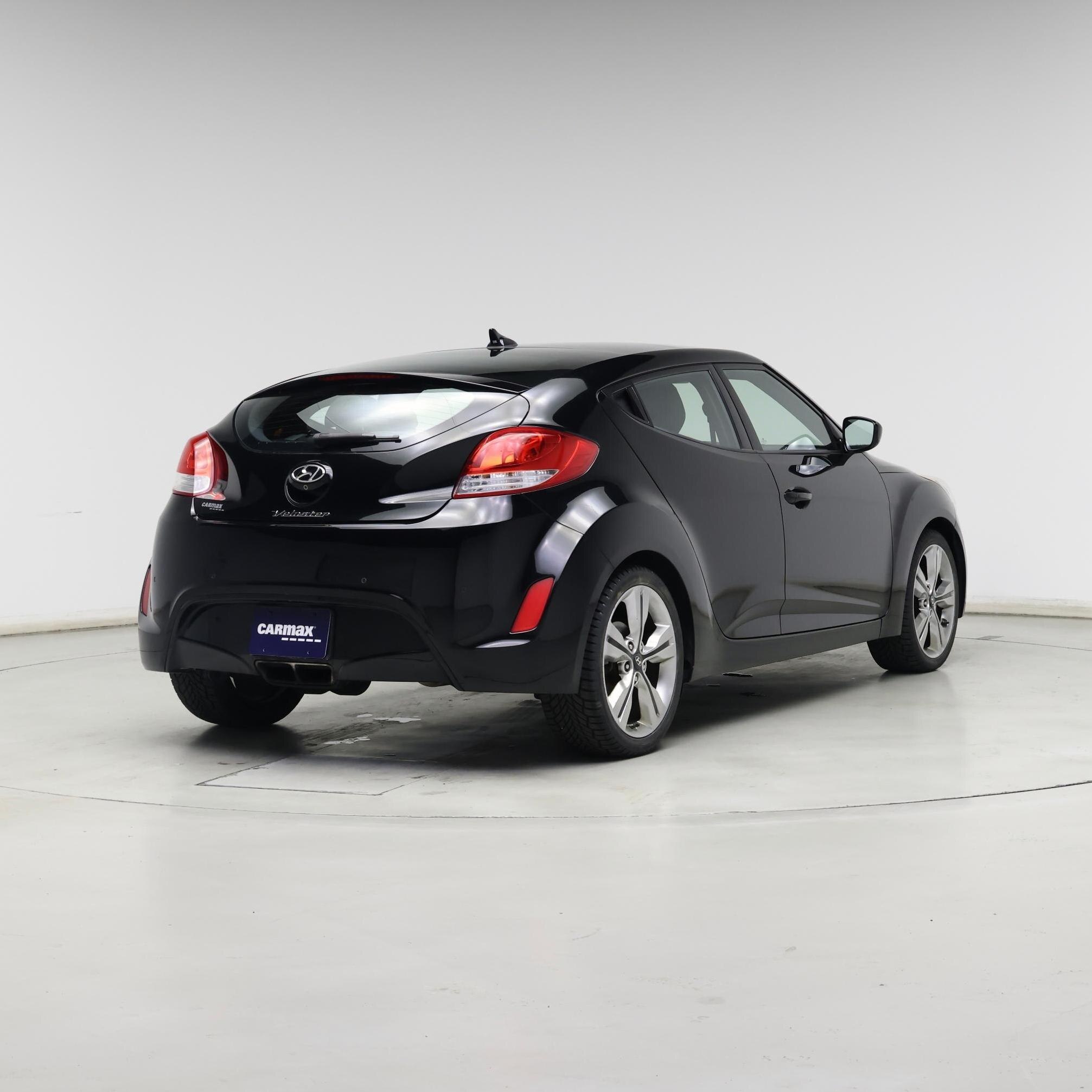 Thumbnail: 2016 Hyundai Veloster - 8