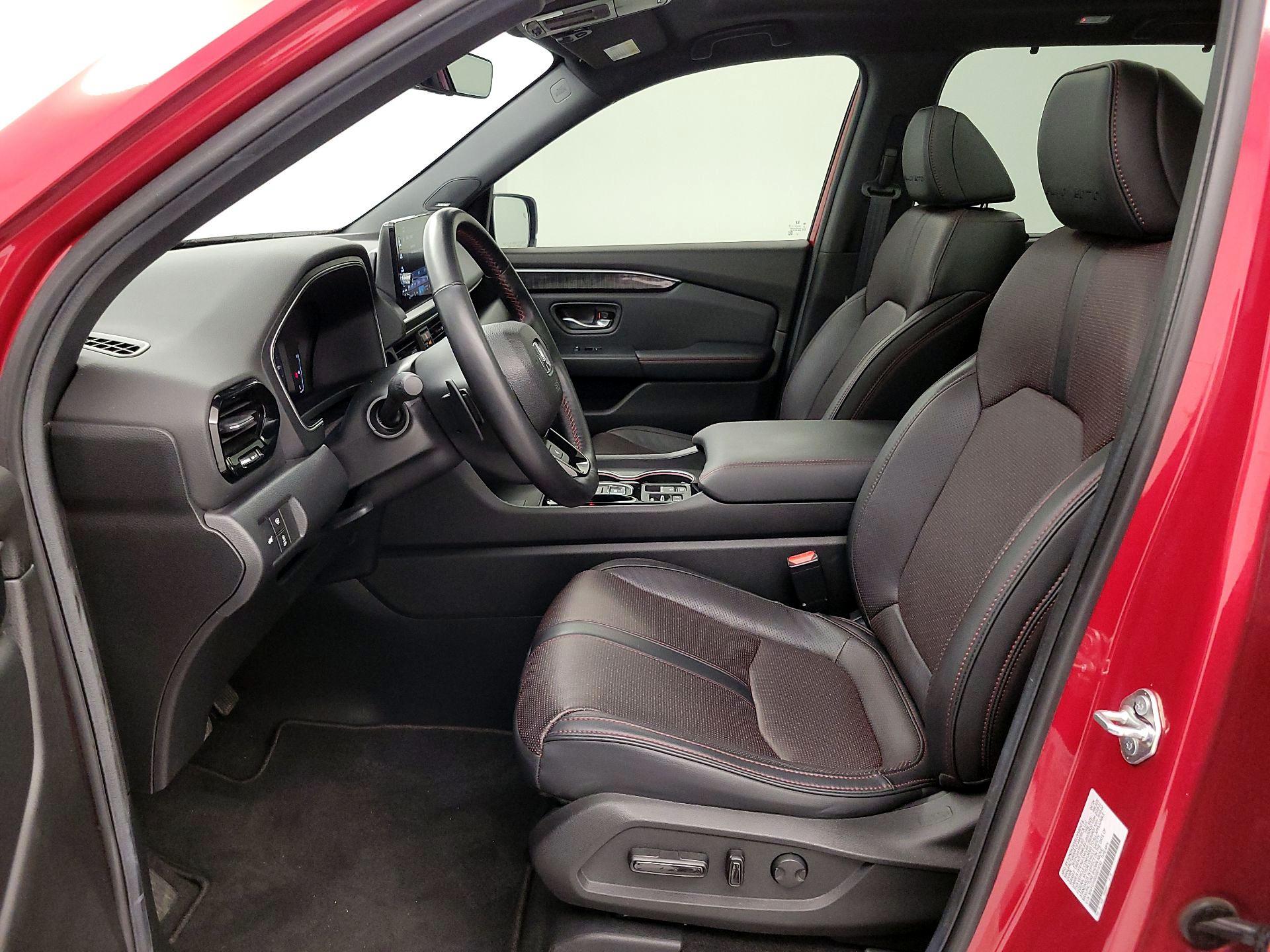 Thumbnail: 2025 Honda Pilot - 11