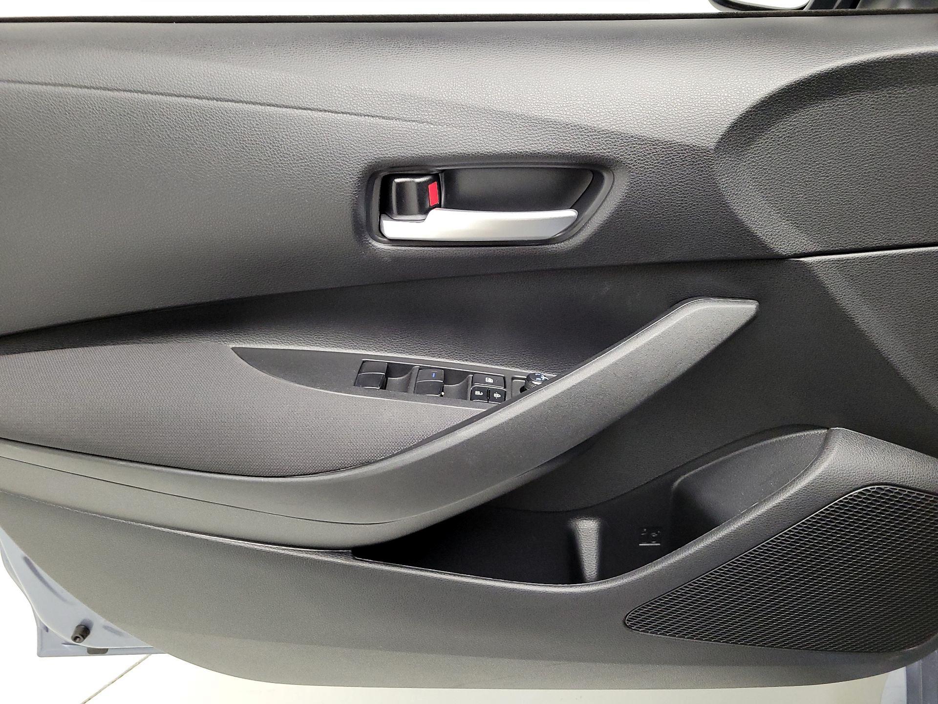 Thumbnail: 2021 Toyota Corolla - 12