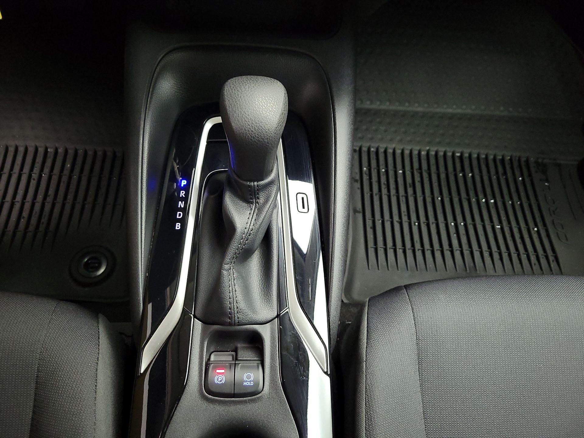 Thumbnail: 2021 Toyota Corolla - 16