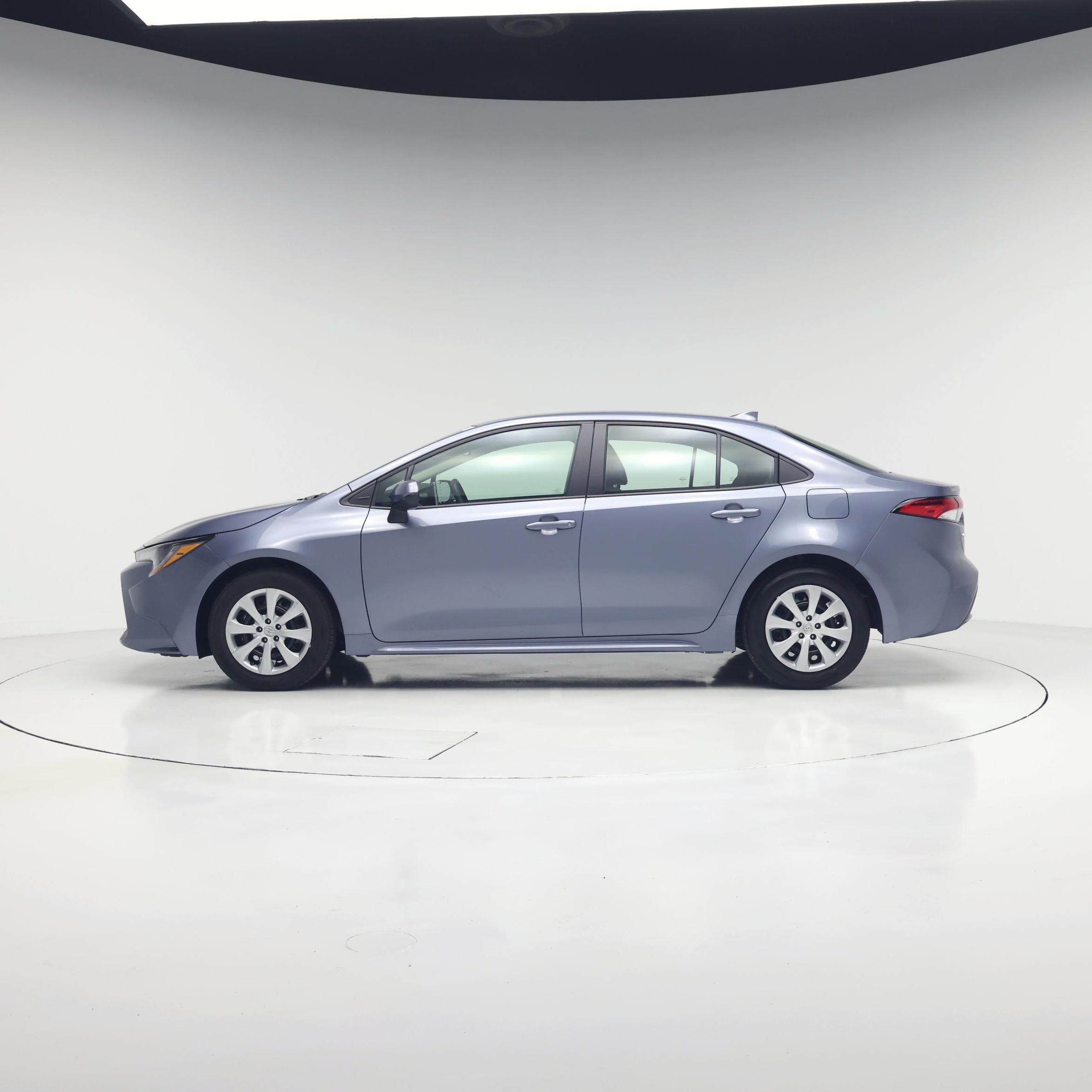 Thumbnail: 2021 Toyota Corolla - 3