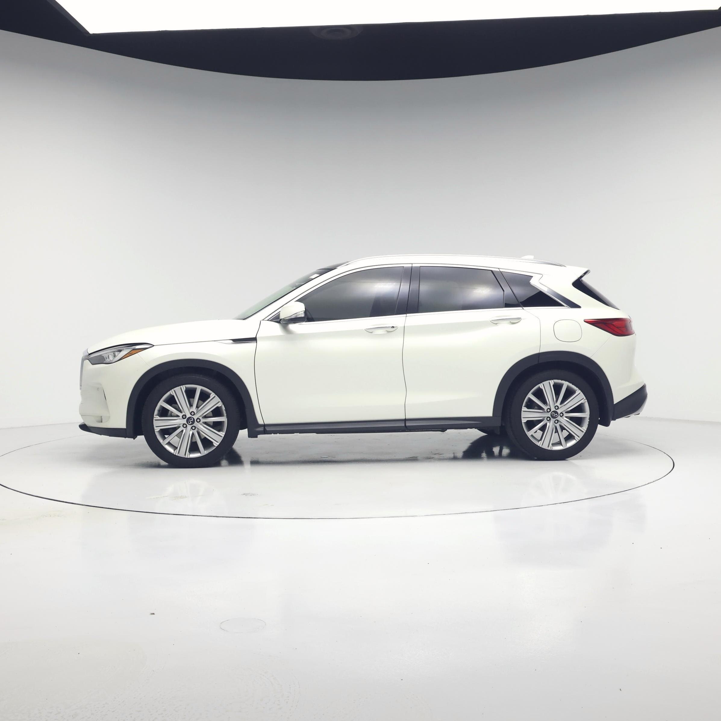 Thumbnail: 2020 INFINITI QX50 - 3