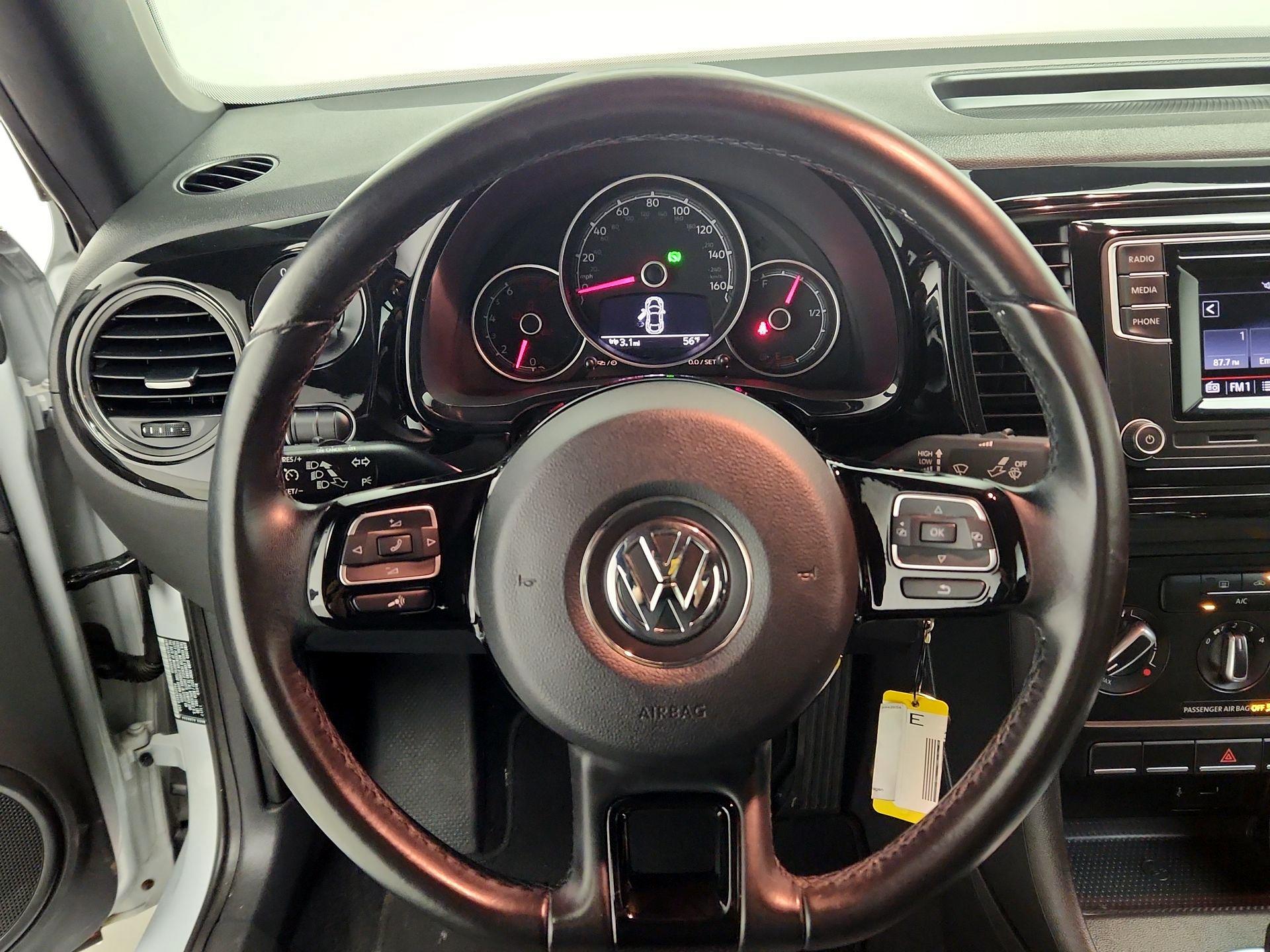 Thumbnail: 2018 Volkswagen Beetle - 10