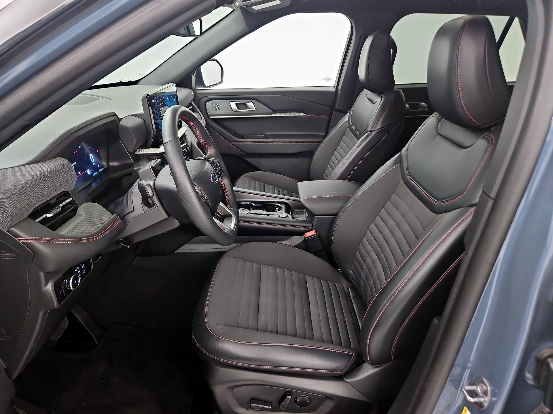 Thumbnail: 2025 Ford Explorer - 11