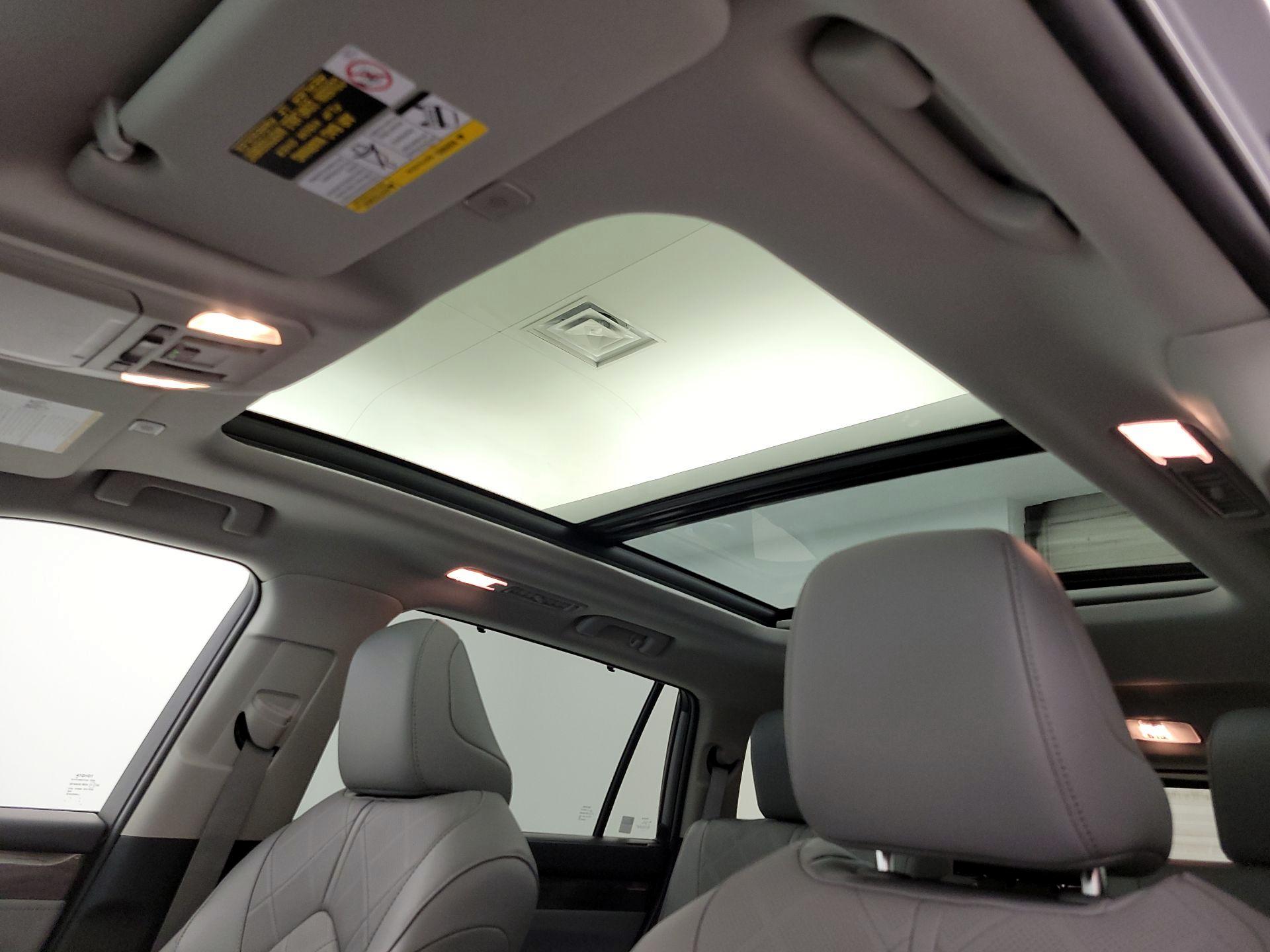 Thumbnail: 2025 Toyota Highlander - 19