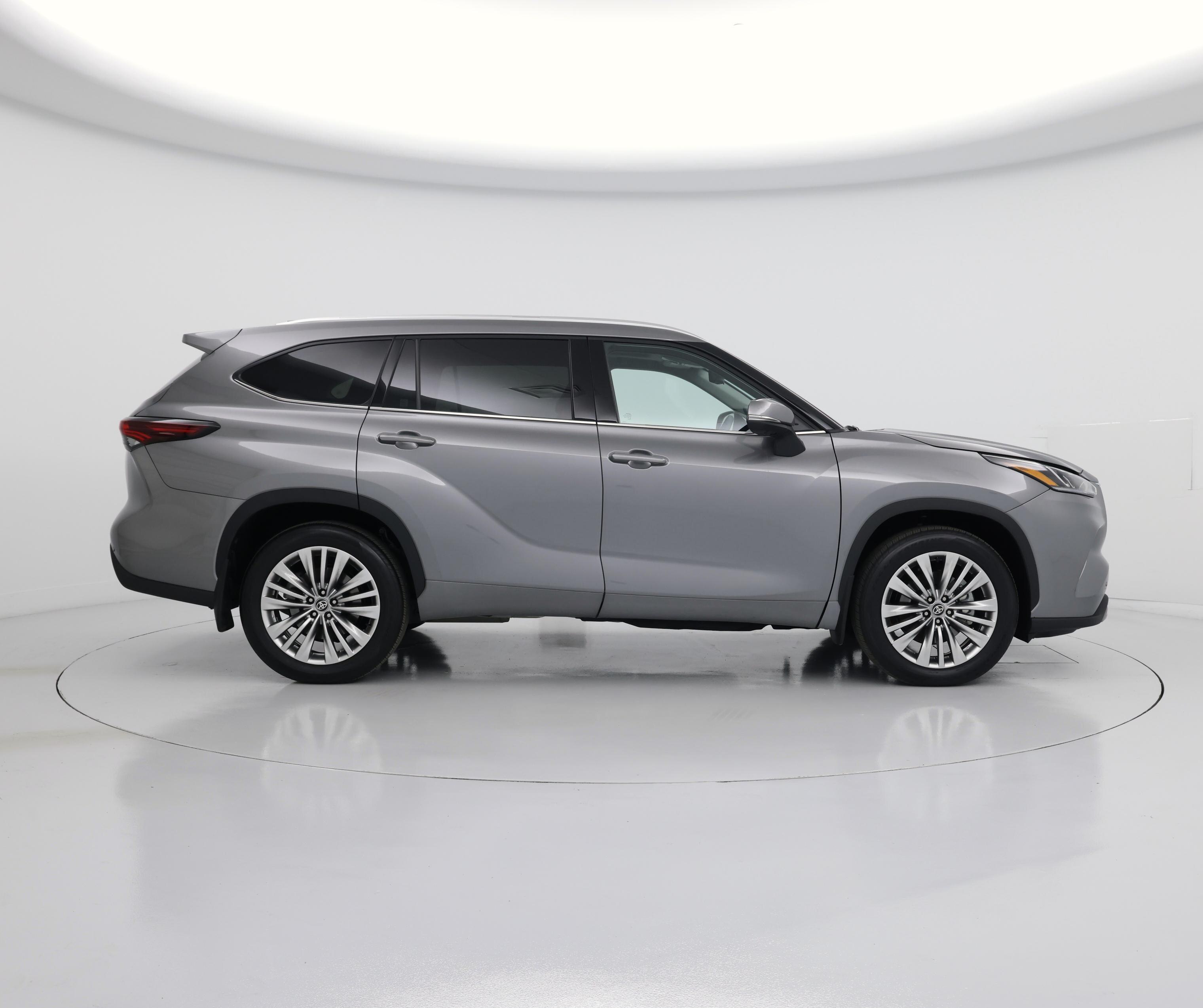 Thumbnail: 2025 Toyota Highlander - 7