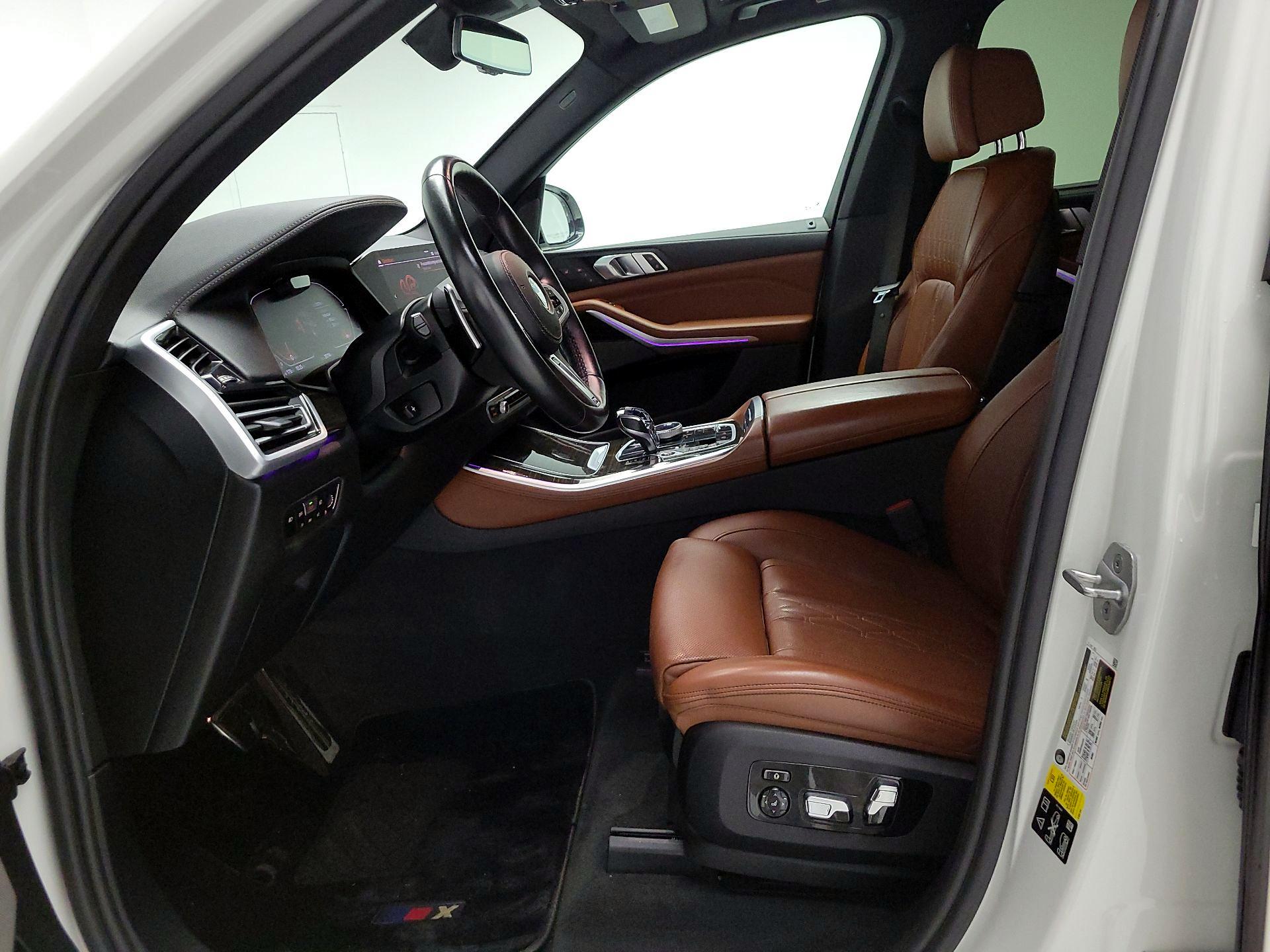 Thumbnail: 2021 BMW X5 - 11