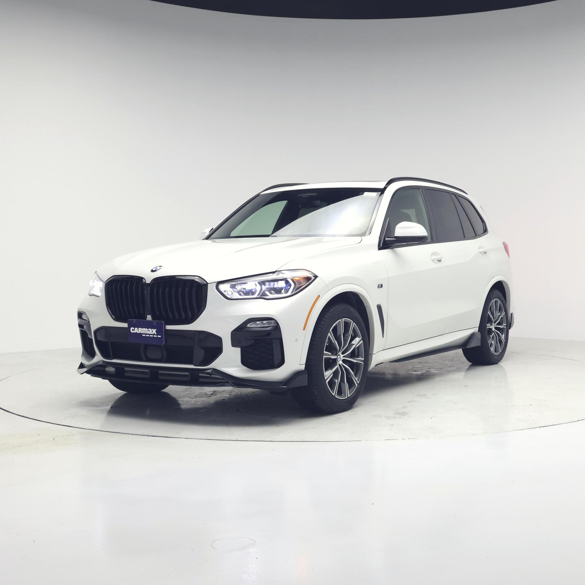 Thumbnail: 2021 BMW X5 - 4