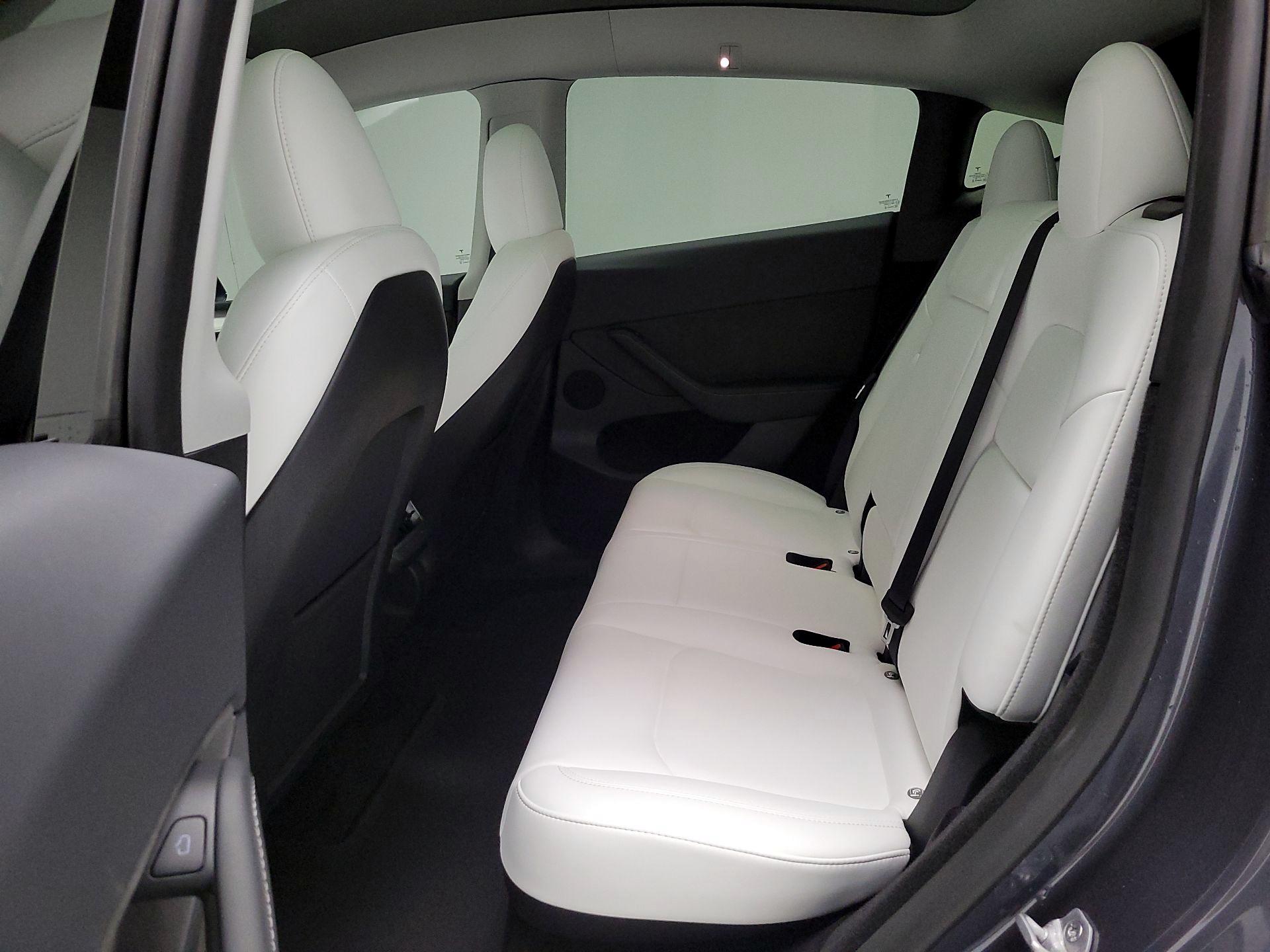 Thumbnail: 2023 Tesla Model Y - 18