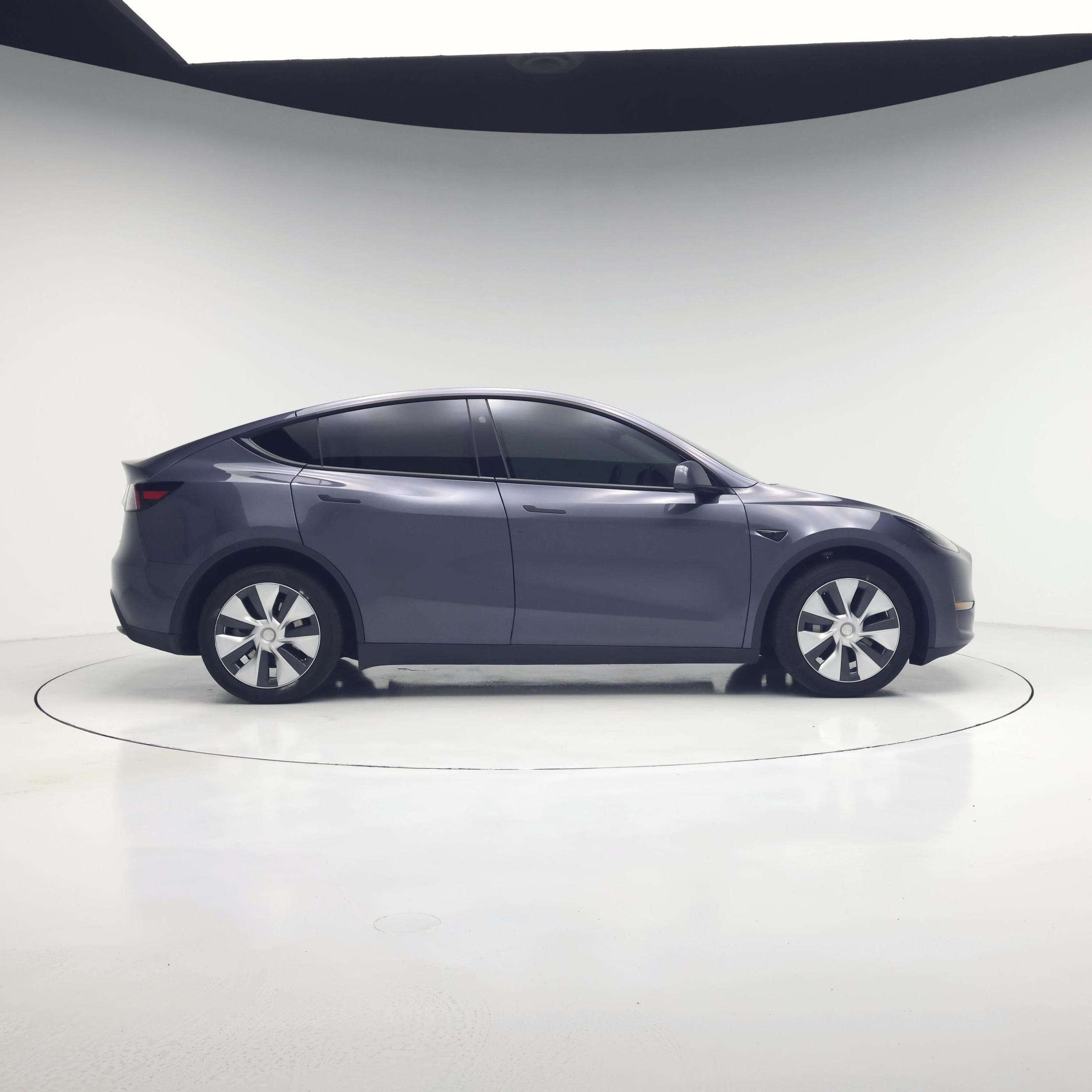 Thumbnail: 2023 Tesla Model Y - 7